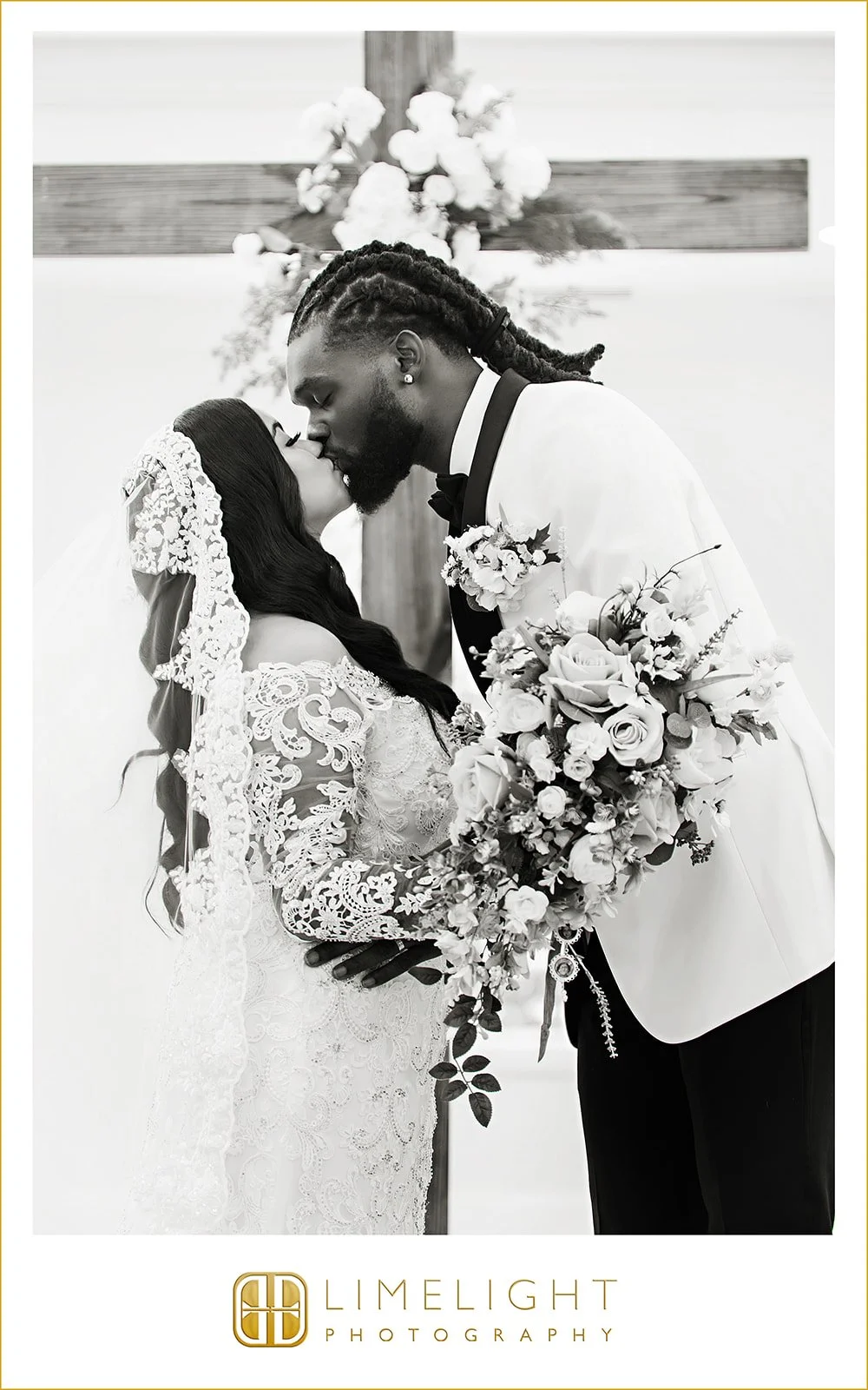 angelina-patrick-wedding-photography-harborside-chapel-hotel-flor-florida42.jpg