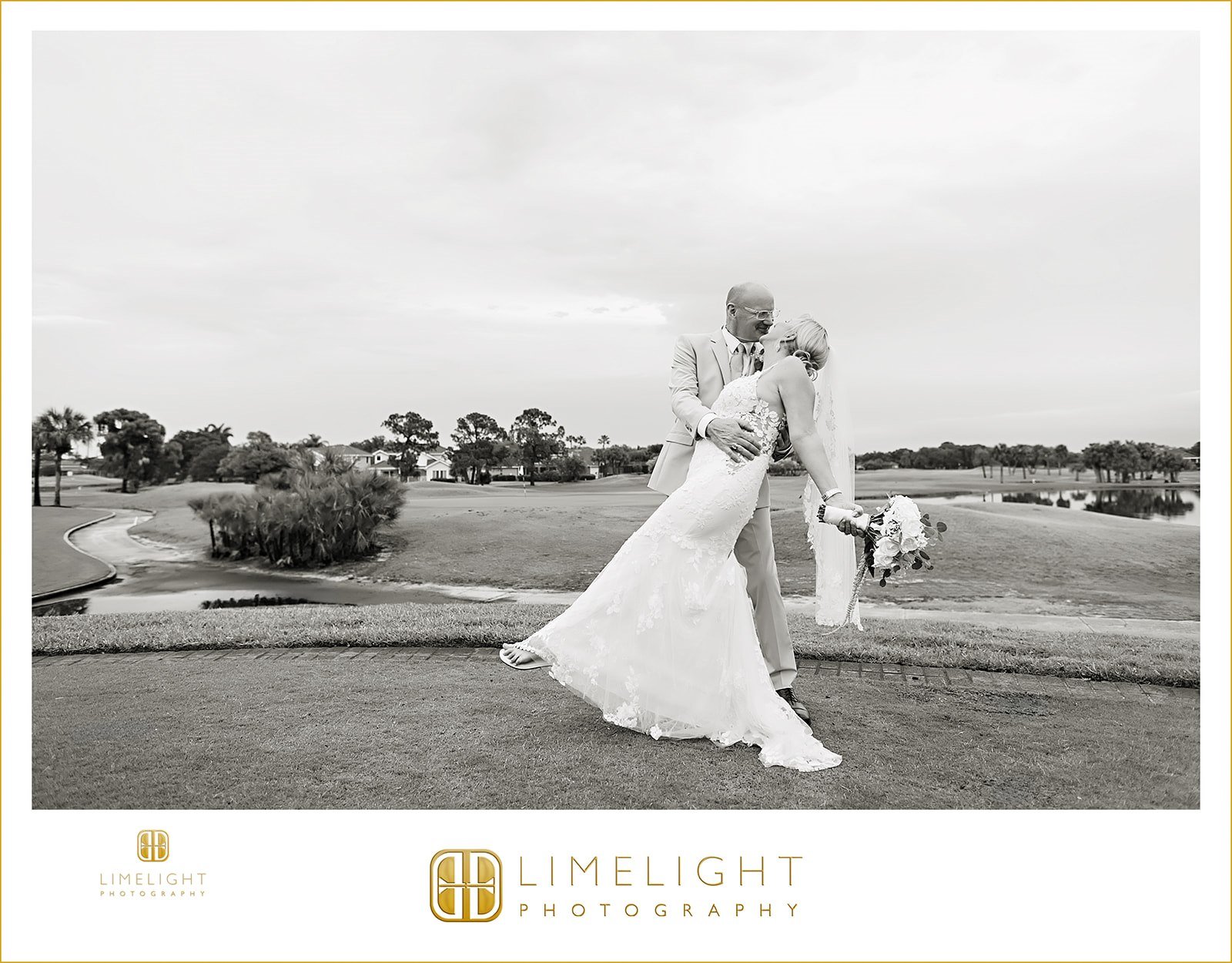 debbie-and-eric-bayou-club-florida-wedding-photography37.jpg