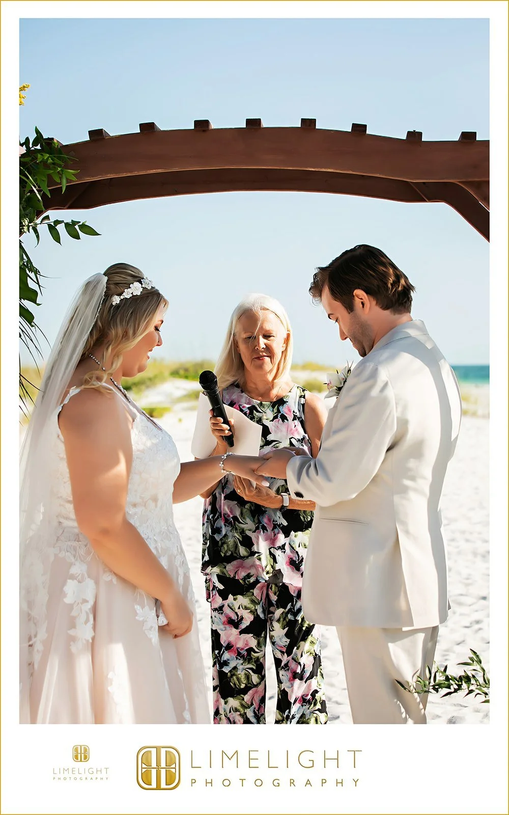 meryl-matt-st-pete-bellwether-wedding35.jpg
