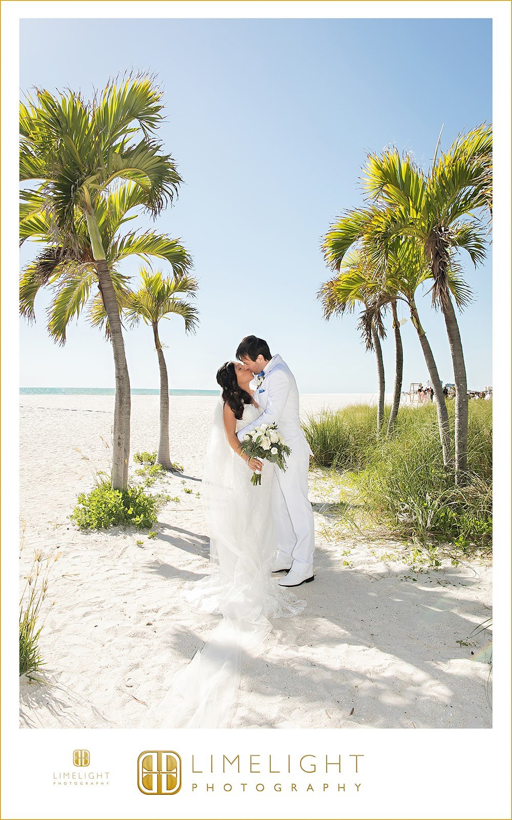 anna-scott-st-pete-bellwether-beach-resort-wedding38.jpg