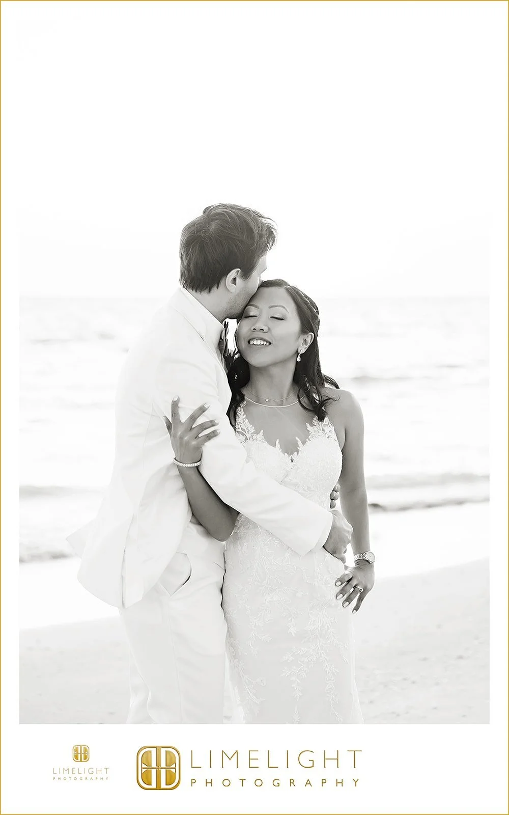 anna-scott-st-pete-bellwether-beach-resort-wedding78.jpg