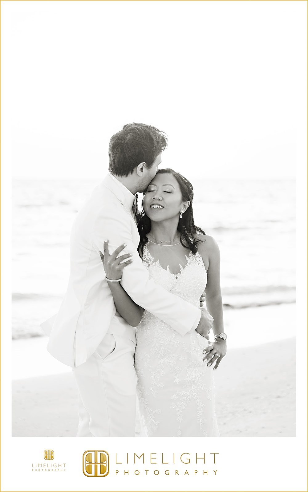 anna-scott-st-pete-bellwether-beach-resort-wedding78.jpg