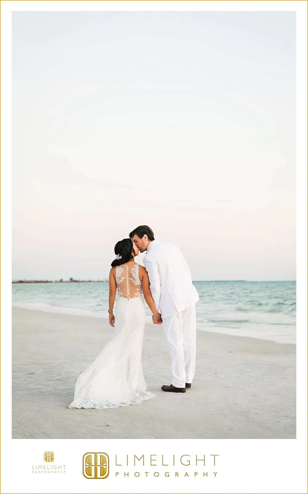 anna-scott-st-pete-bellwether-beach-resort-wedding79.jpg