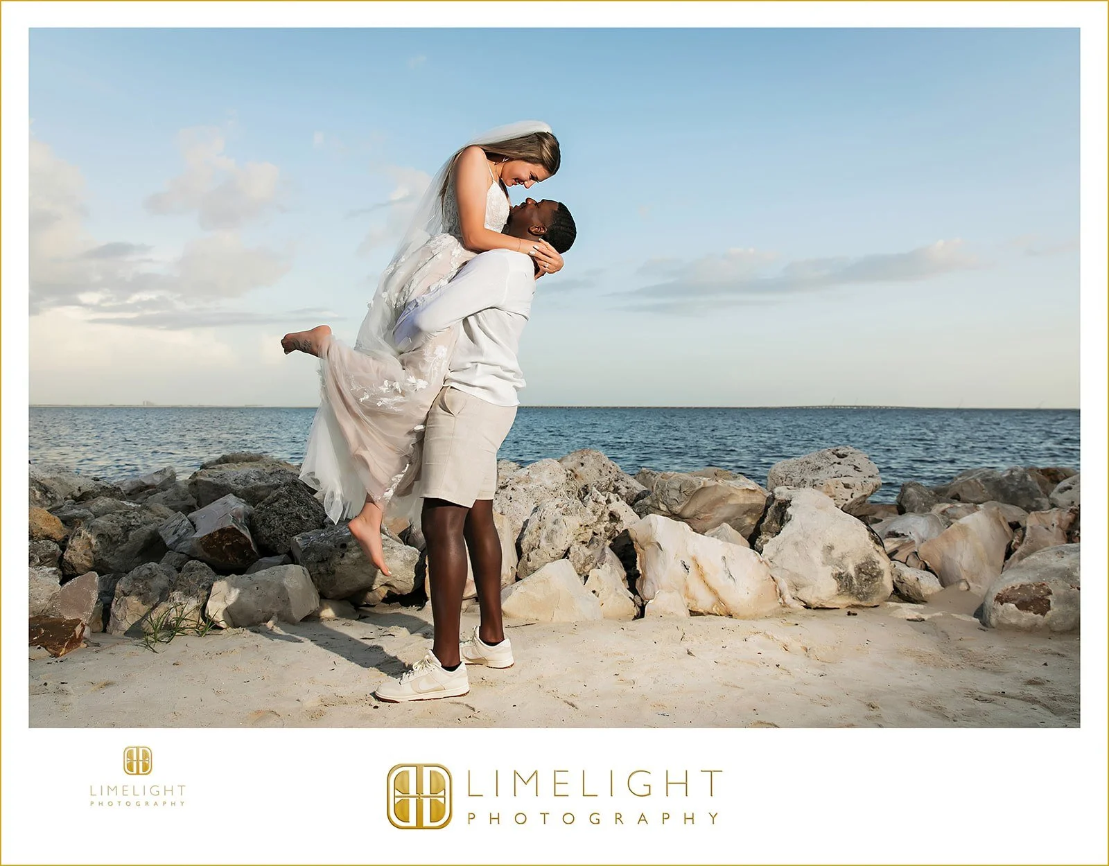 faith-christian-the-current-hotel-tampa-florida-wedding-photography44.jpg