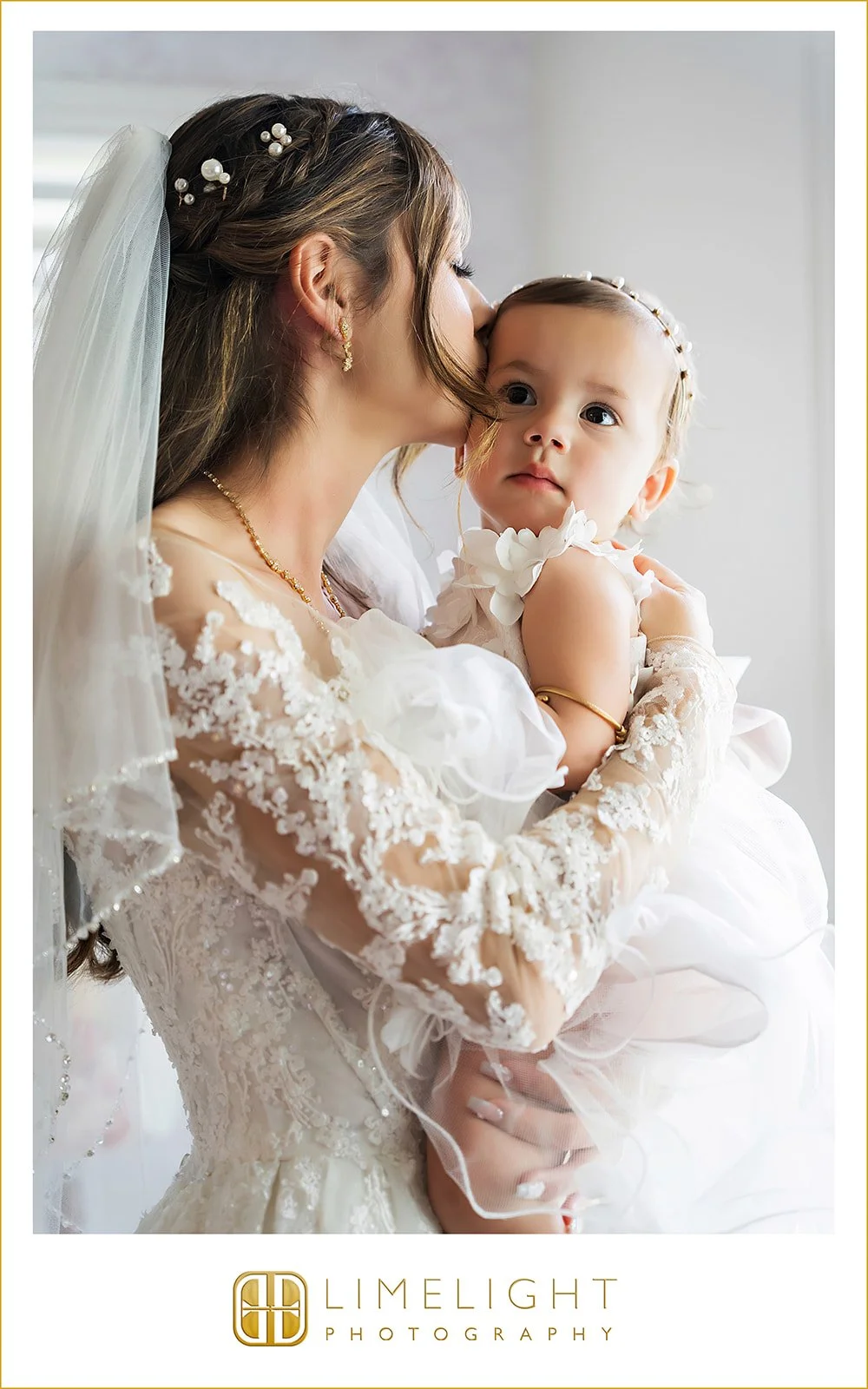 nicole-kevin-wedding-photography-nativity-catholic-church-lithia-acres-barn-florida17.jpg