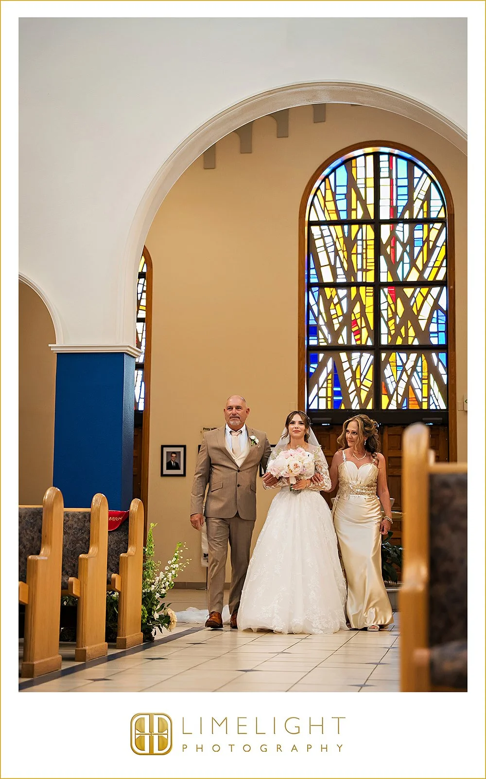 nicole-kevin-wedding-photography-nativity-catholic-church-lithia-acres-barn-florida25.jpg