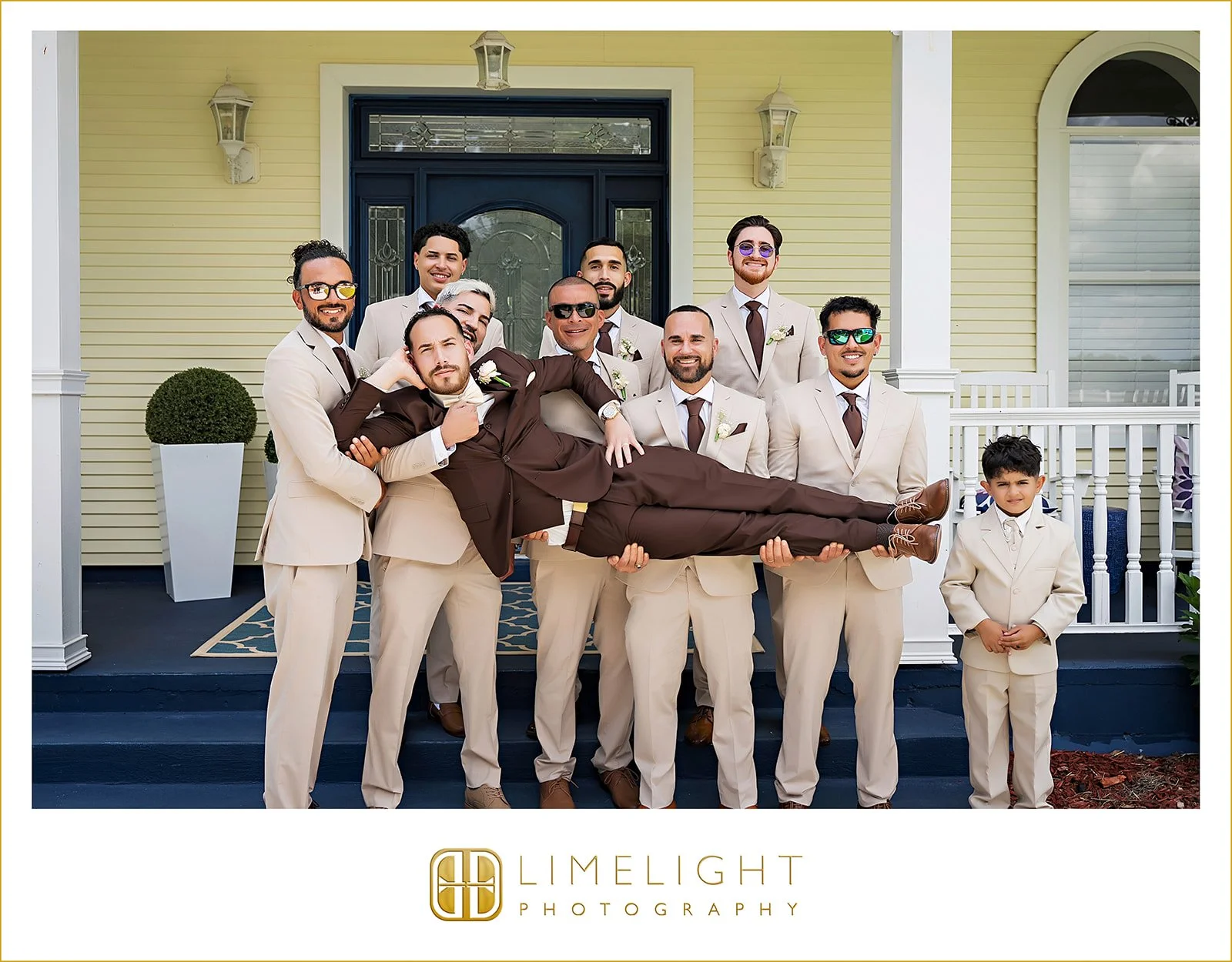 nicole-kevin-wedding-photography-nativity-catholic-church-lithia-acres-barn-florida42.jpg