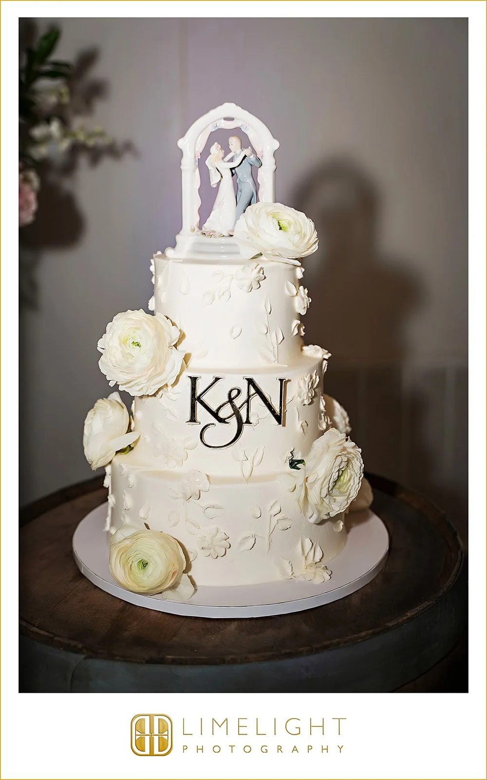 nicole-kevin-wedding-photography-nativity-catholic-church-lithia-acres-barn-florida54.jpg