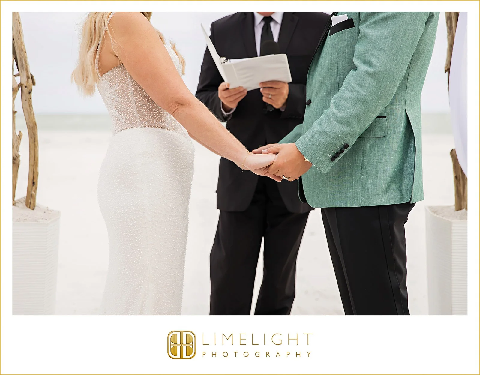 christy-brett-wedding-photography-the-resort-at-longboat-key-club-florida25.jpg