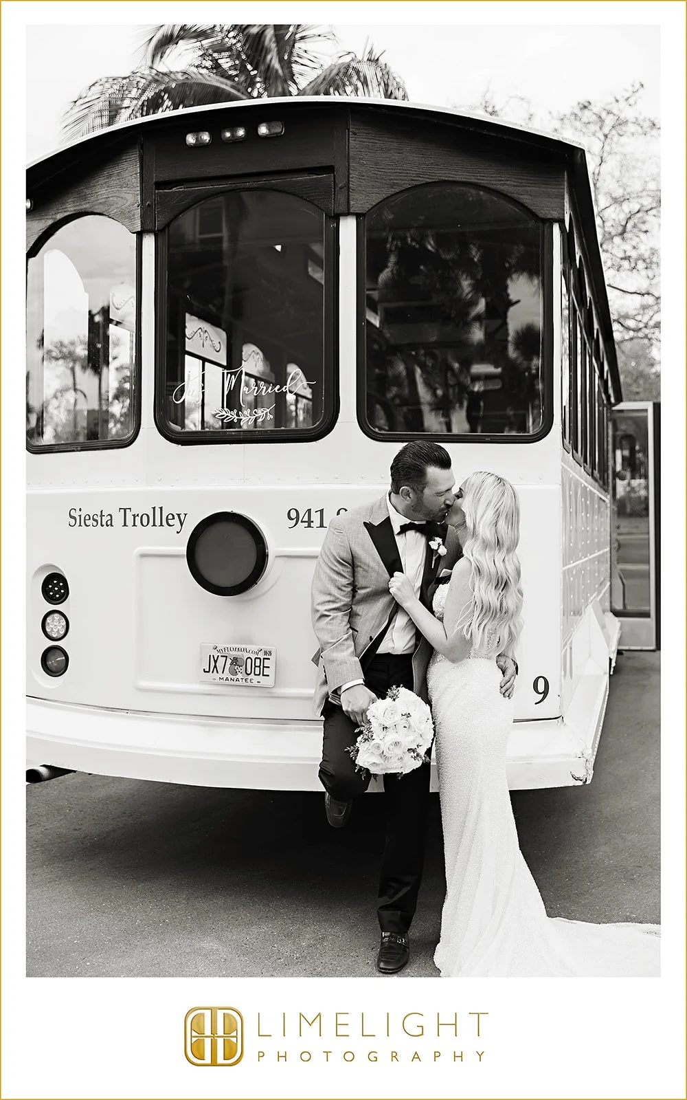 christy-brett-wedding-photography-the-resort-at-longboat-key-club-florida35.jpg