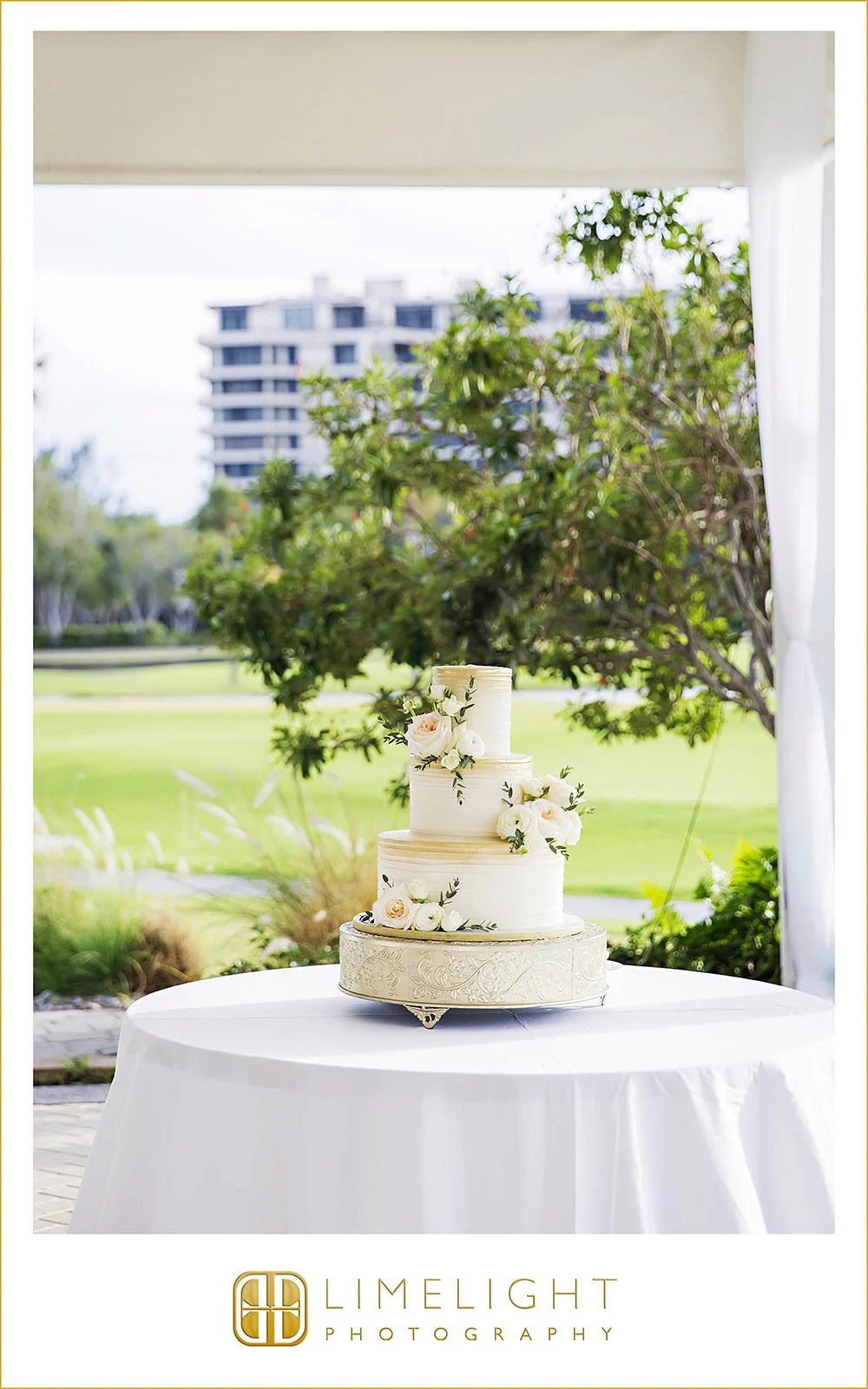 christy-brett-wedding-photography-the-resort-at-longboat-key-club-florida40.jpg