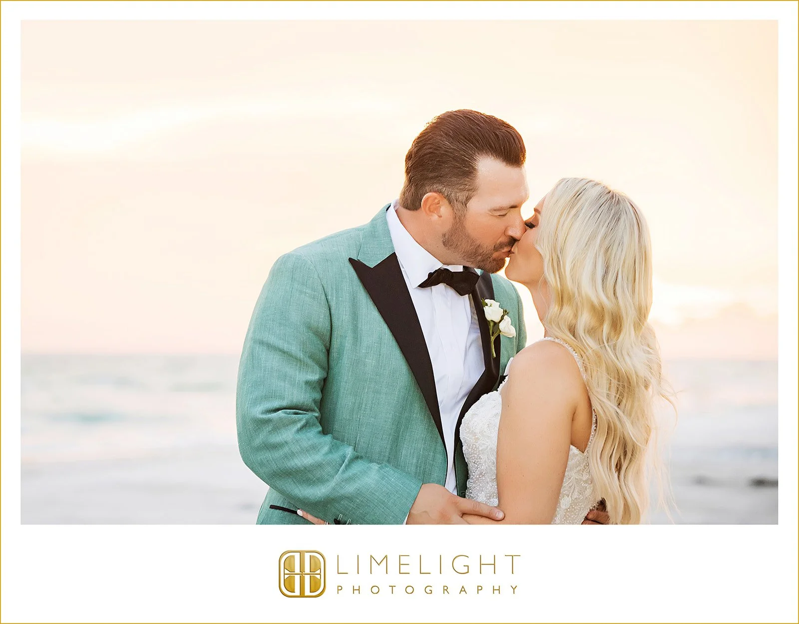 christy-brett-wedding-photography-the-resort-at-longboat-key-club-florida51.jpg
