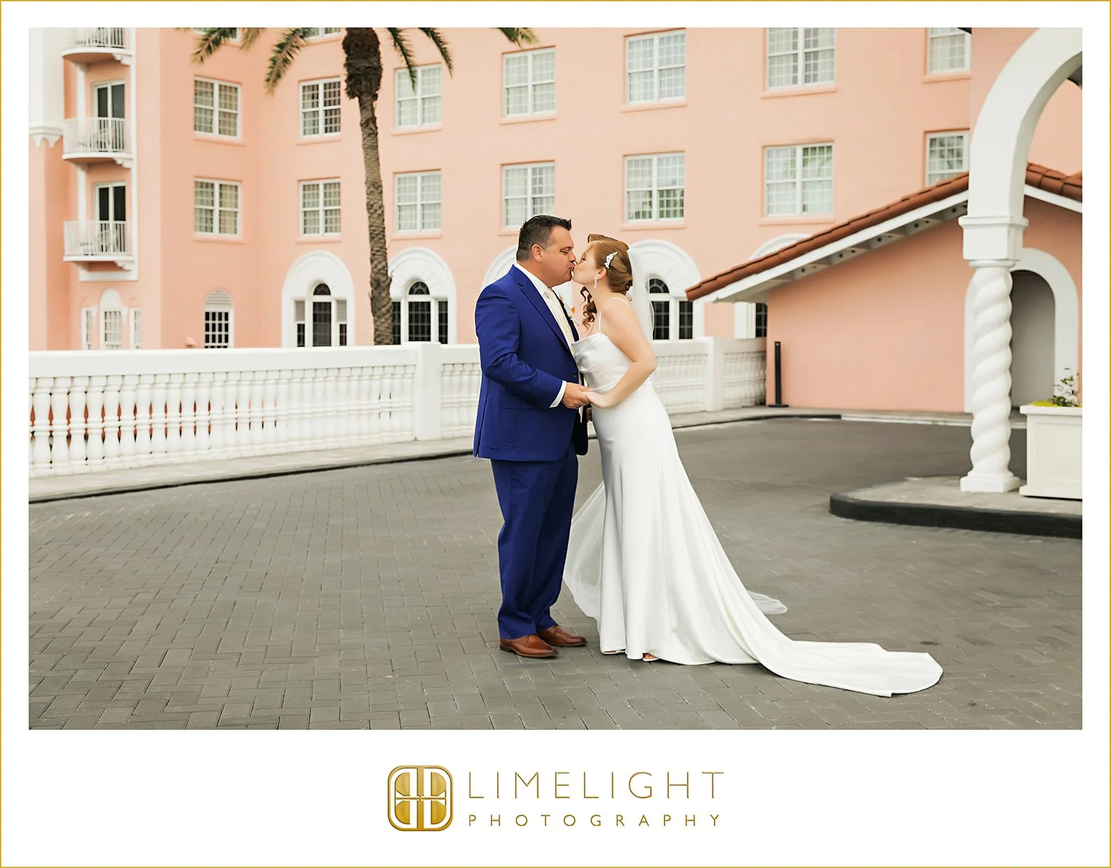 erica-justin-wedding-photography-don-cesar-florida22.jpg
