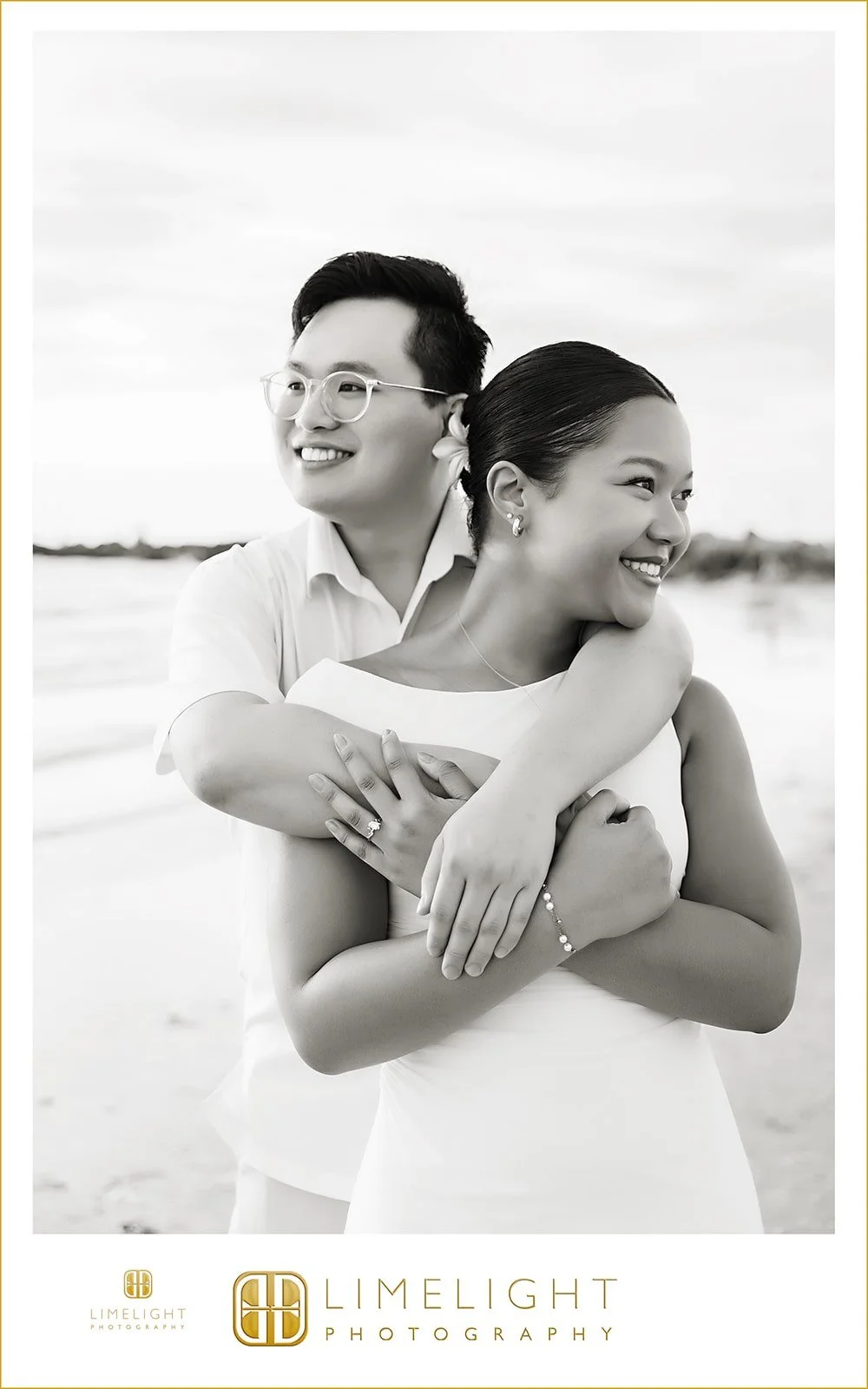 stephanie-min-sand-key-park-clearwater-beach-engagement-photography3.jpg