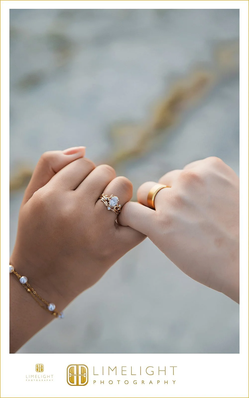 stephanie-min-sand-key-park-clearwater-beach-engagement-photography15.jpg