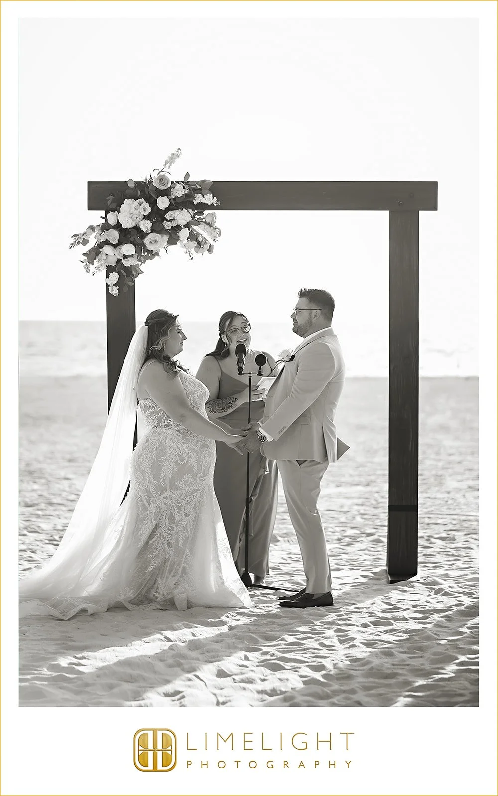jessica-pete-wedding-photography-sale-e-pepe-marco-island-florida34.jpg