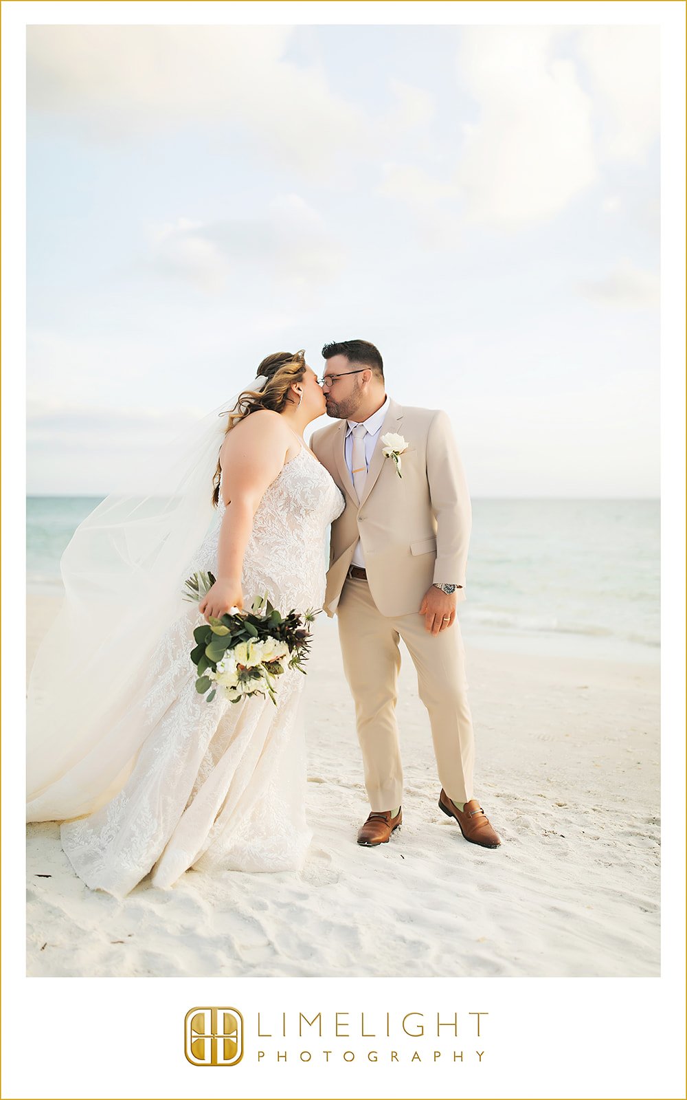 jessica-pete-wedding-photography-sale-e-pepe-marco-island-florida51.jpg