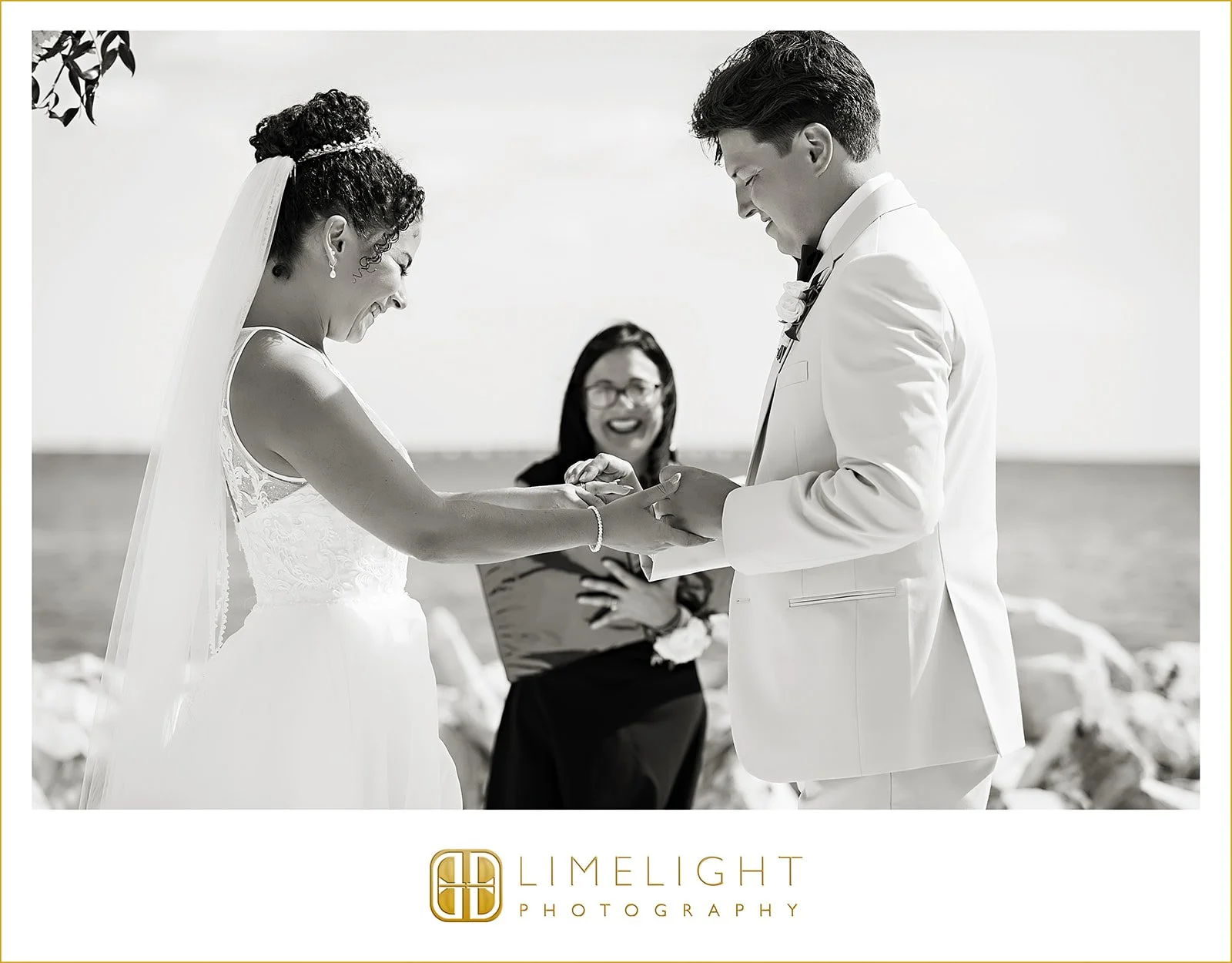 marie-duncan-wedding-photography-the-current-hotel-tampa-florida30.jpg