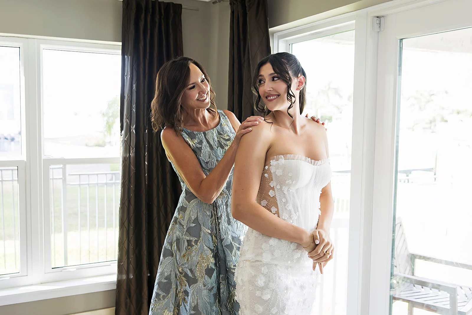 sierra-de-lontay-wedding-photography-pass-a-grille-beach-st-pete-florida15.jpg