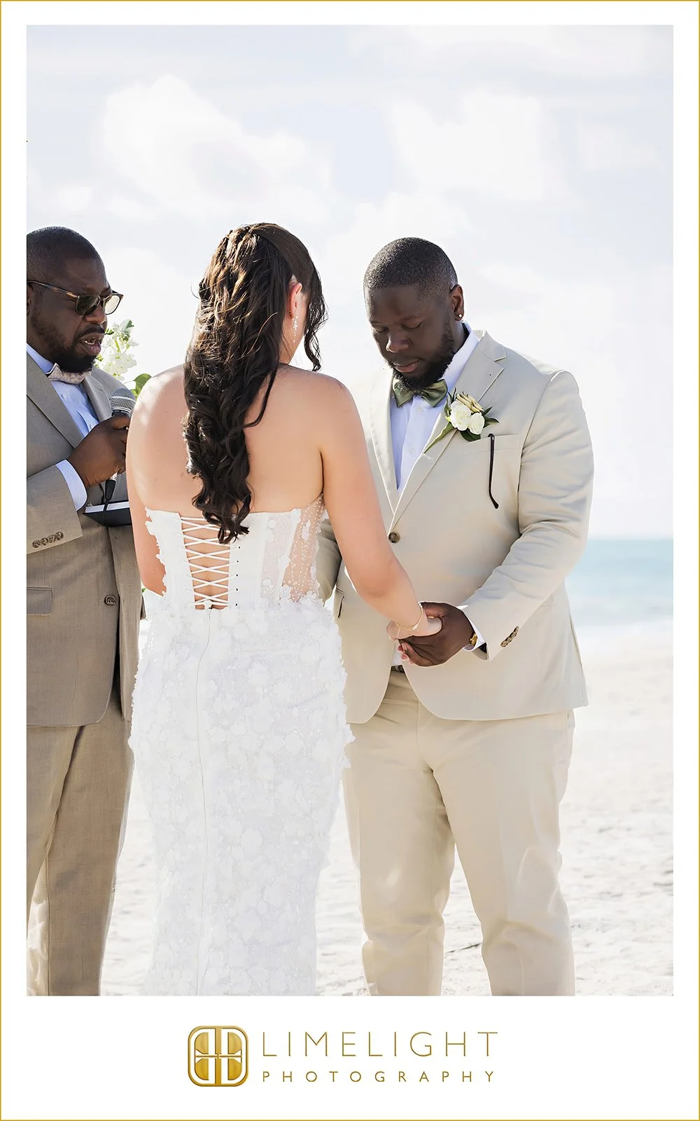 sierra-de-lontay-wedding-photography-pass-a-grille-beach-st-pete-florida29.jpg