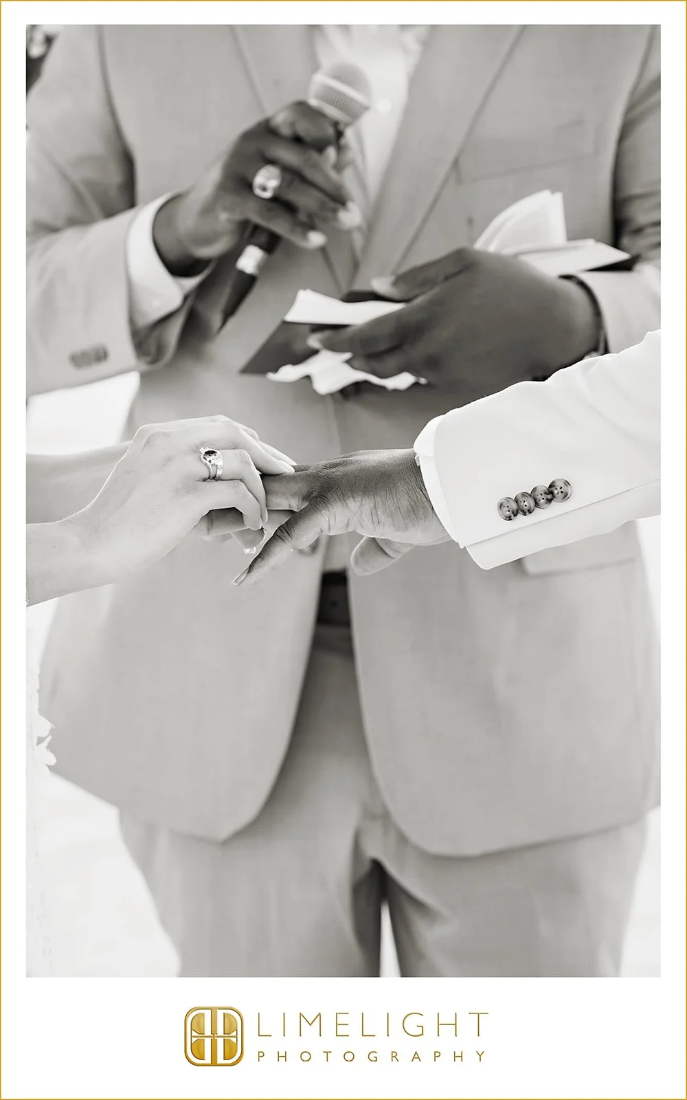 sierra-de-lontay-wedding-photography-pass-a-grille-beach-st-pete-florida33.jpg