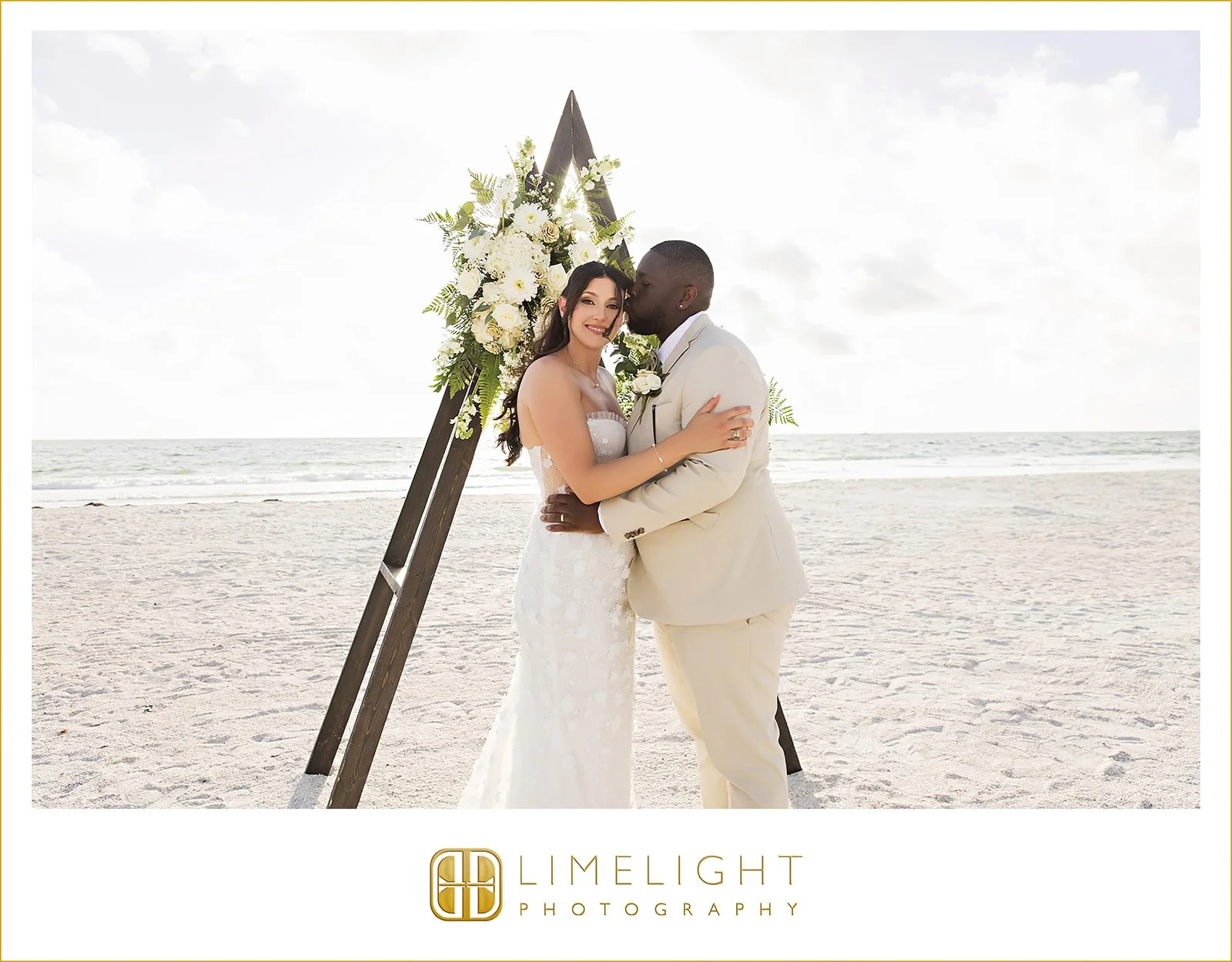sierra-de-lontay-wedding-photography-pass-a-grille-beach-st-pete-florida37.jpg