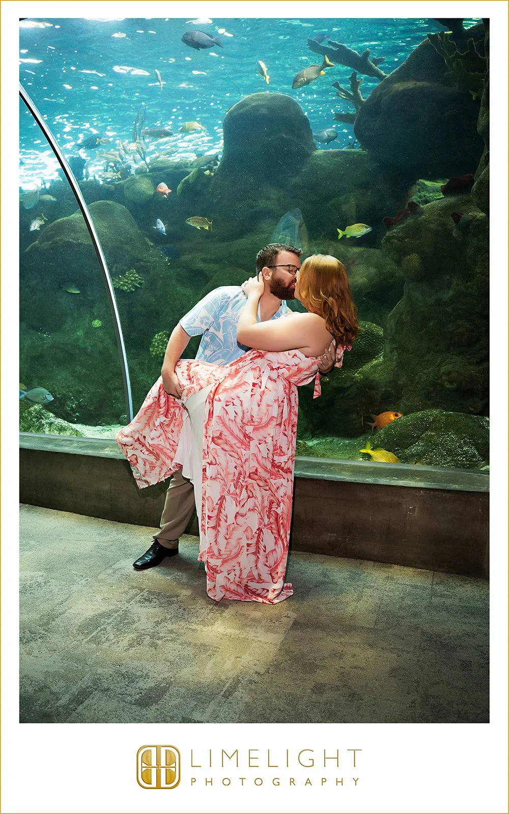 Bridgette-brantley-engagement-photography-the-florida-aquarium-florida4.jpg