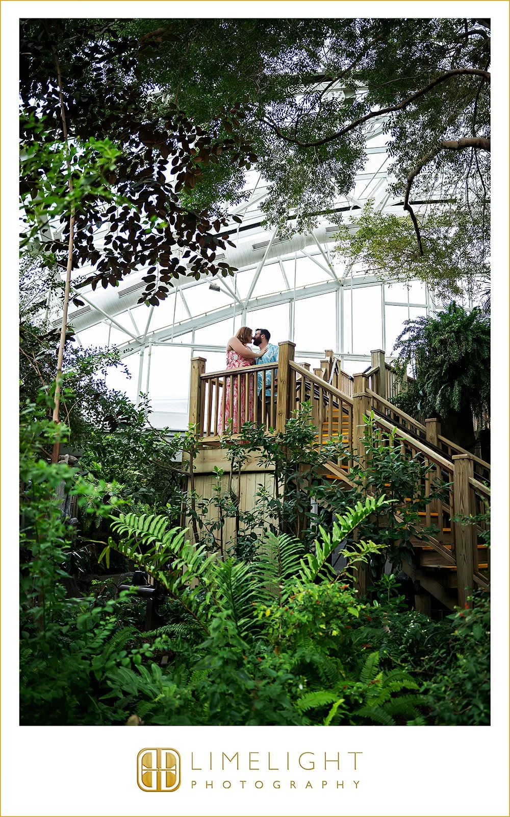 Bridgette-brantley-engagement-photography-the-florida-aquarium-florida15.jpg