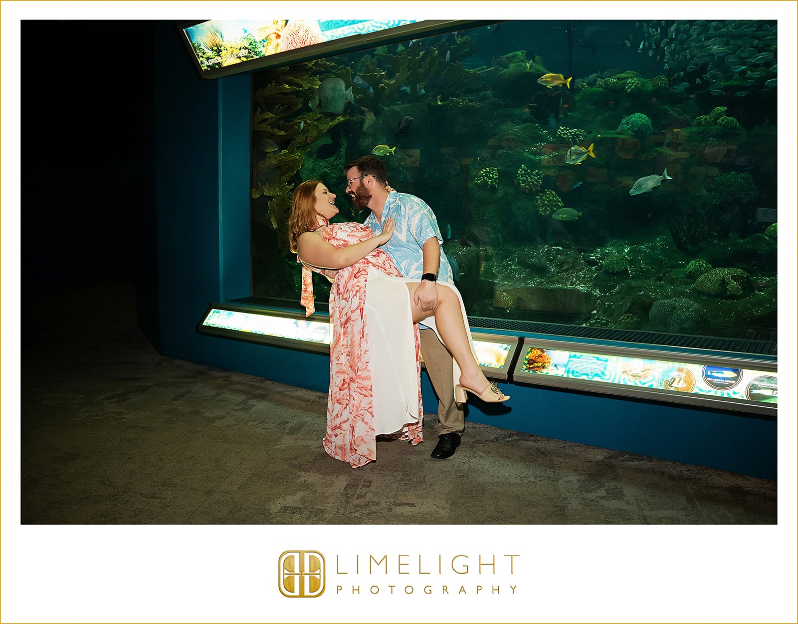 Bridgette-brantley-engagement-photography-the-florida-aquarium-florida19.jpg