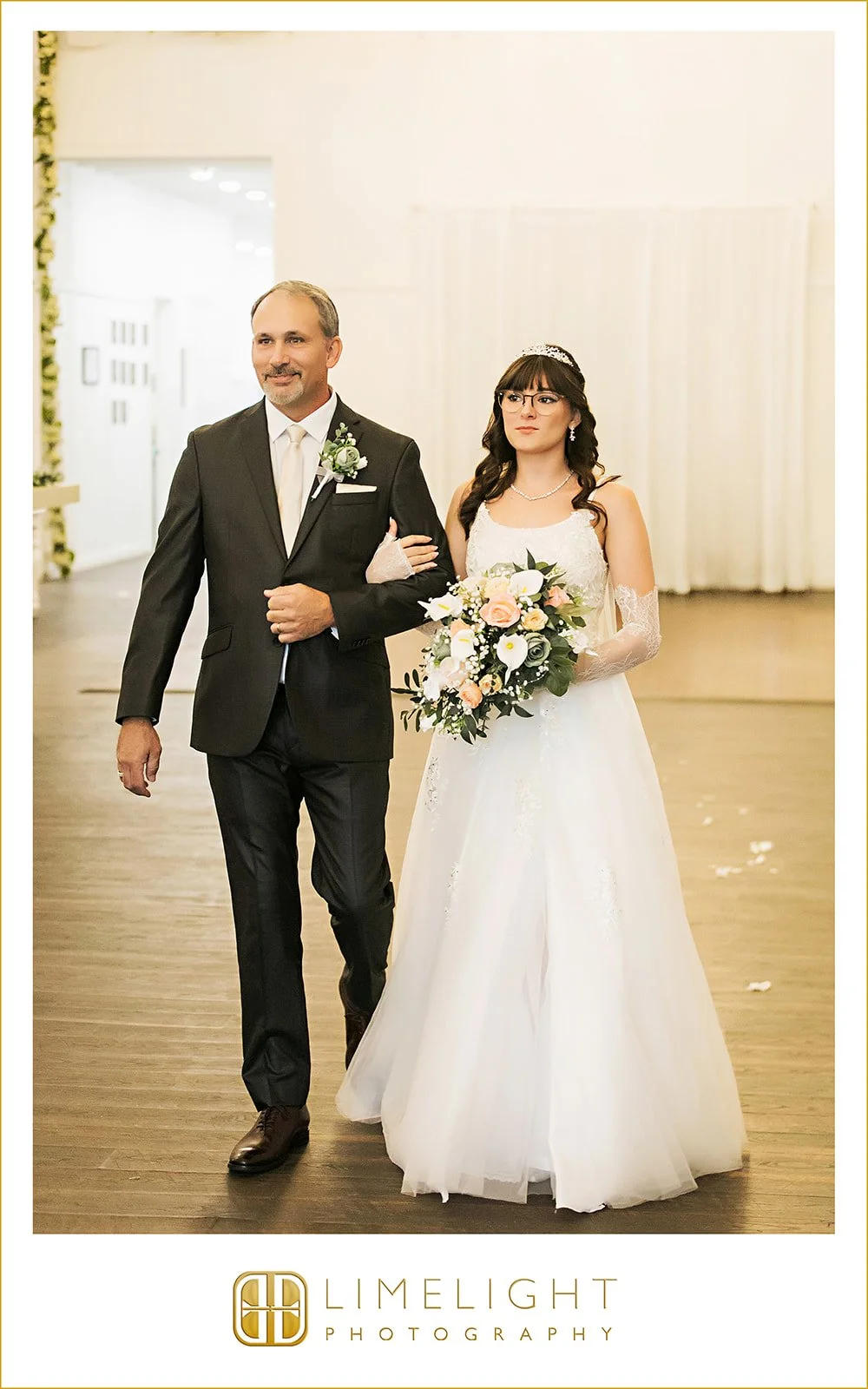 julia-trance-wedding-photography-ever-after-farms-flower-barn-seffner-florida25.jpg