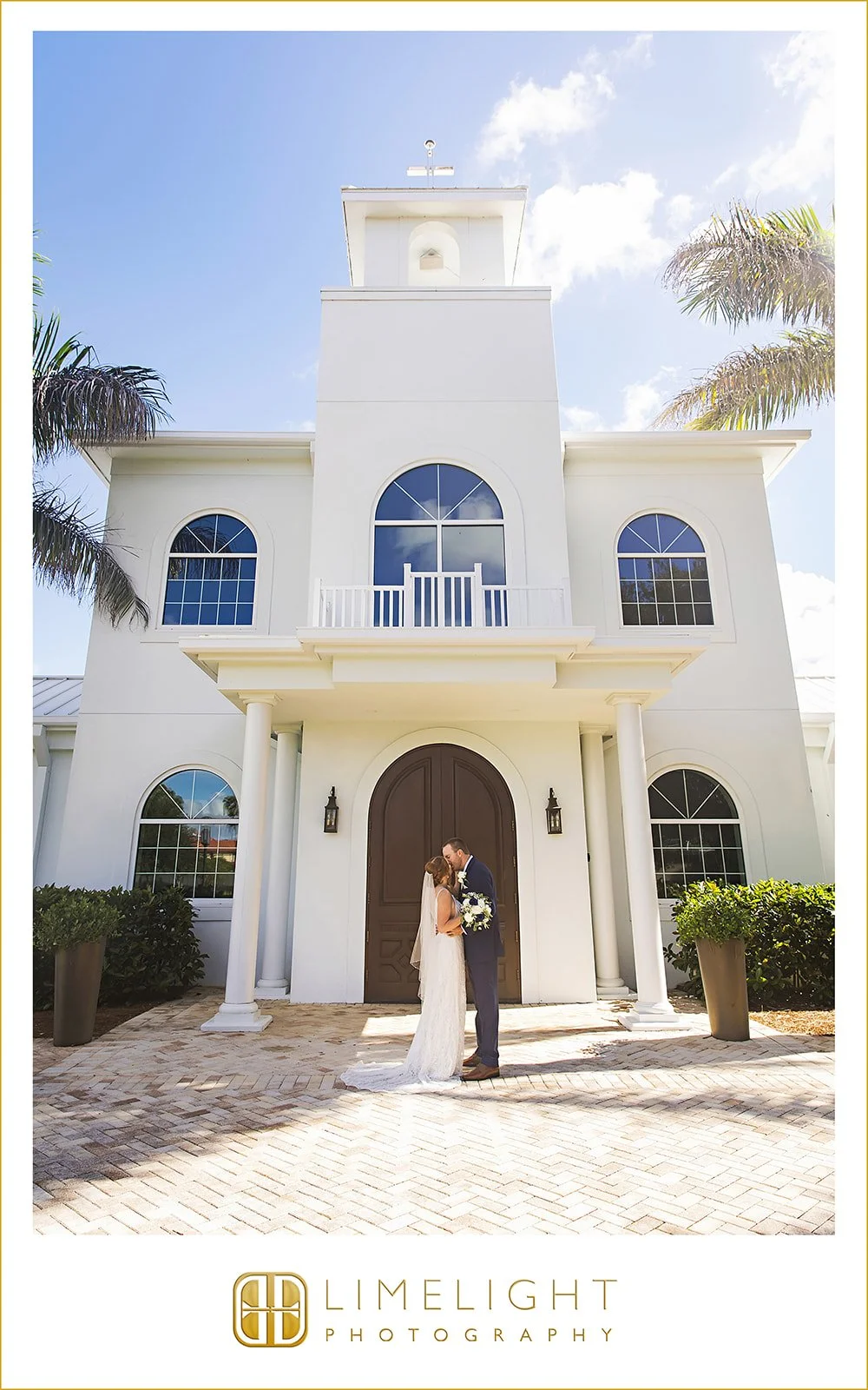 jenna-holden-wedding-photography-harborside-chapel-safety-harbor-station-house-st-pete-florida35.jpg
