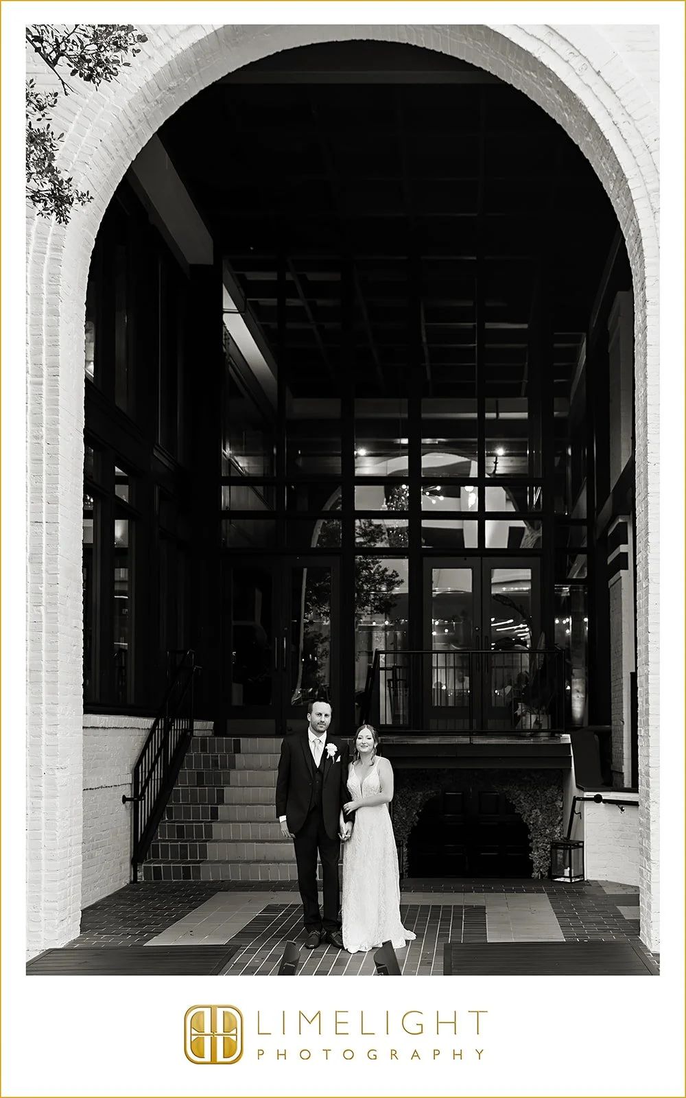 jenna-holden-wedding-photography-harborside-chapel-safety-harbor-station-house-st-pete-florida41.jpg