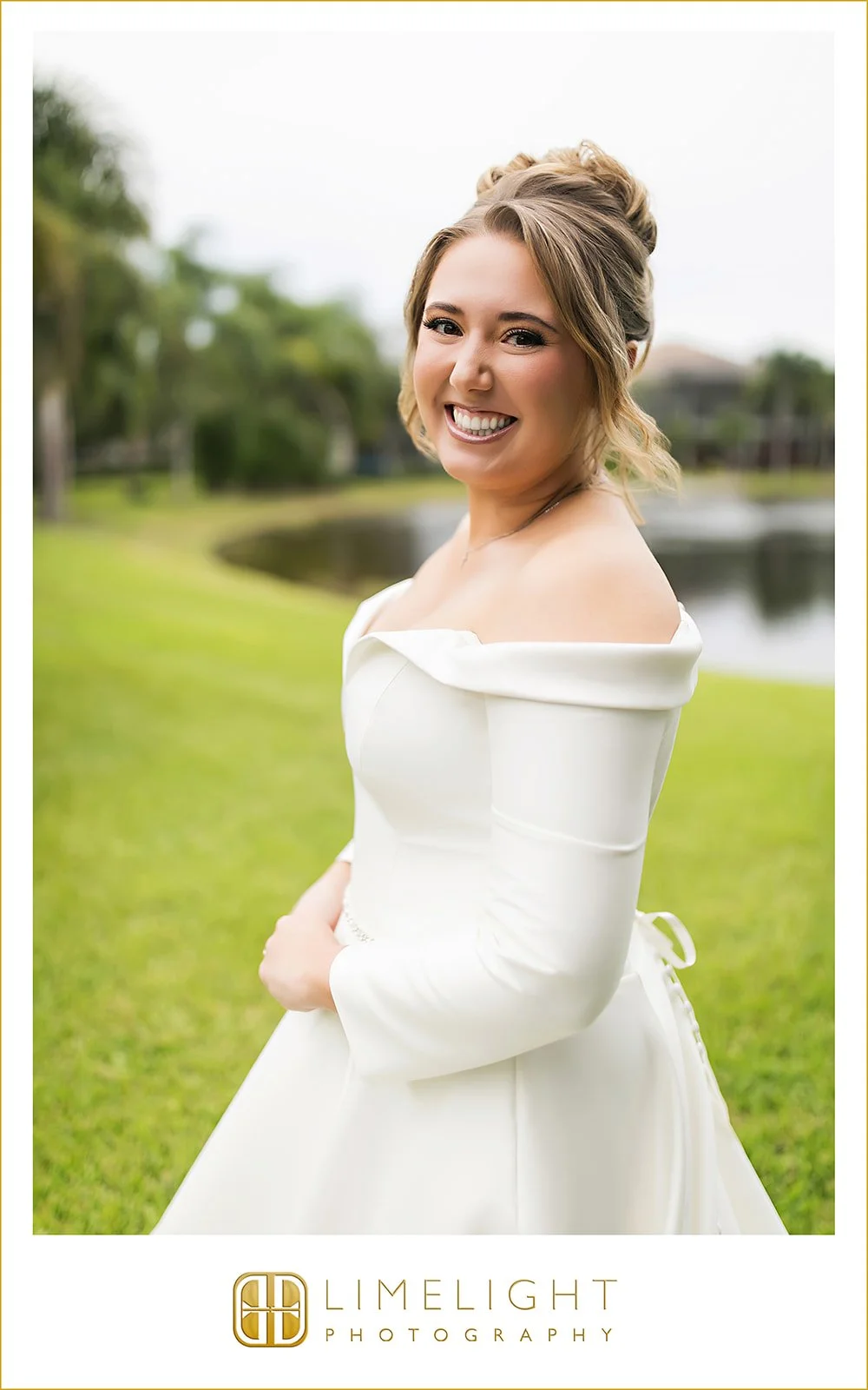 amanda-ryan-wedding-day-photography-lakewood-Ranch-and-sarasota-county-courthouse-florida10.jpg