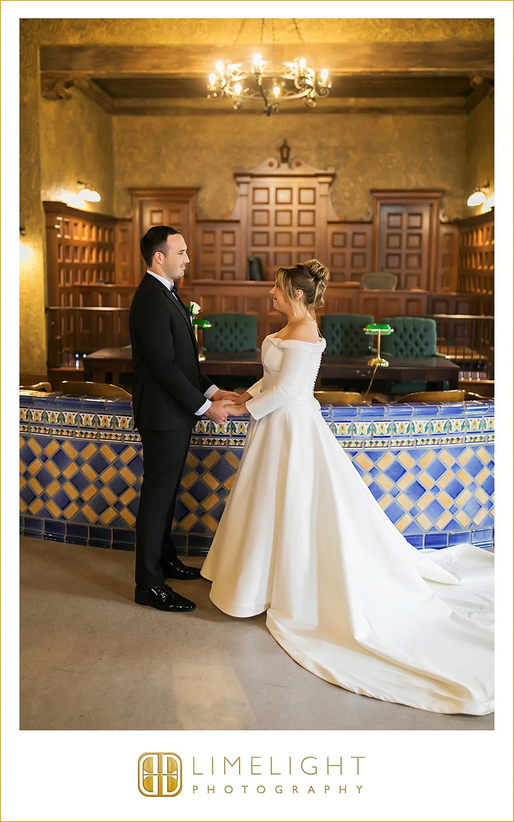 amanda-ryan-wedding-day-photography-lakewood-Ranch-and-sarasota-county-courthouse-florida22.jpg