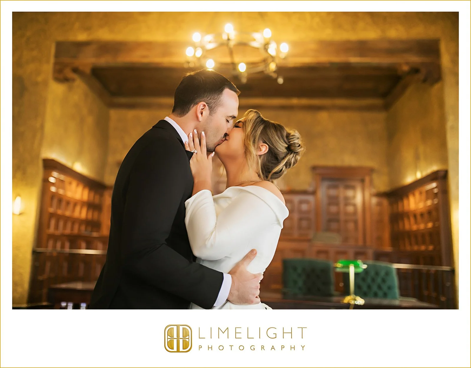 amanda-ryan-wedding-day-photography-lakewood-Ranch-and-sarasota-county-courthouse-florida29.jpg
