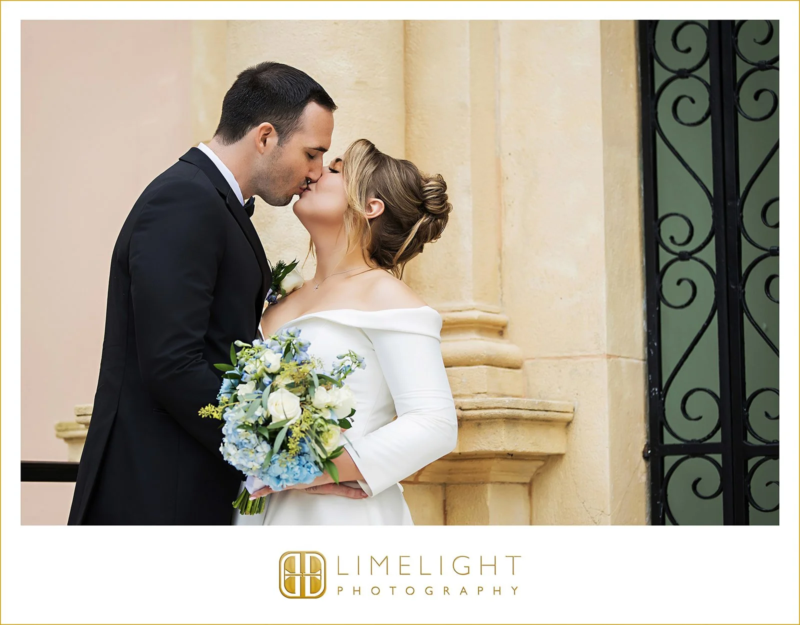 amanda-ryan-wedding-day-photography-lakewood-Ranch-and-sarasota-county-courthouse-florida39.jpg
