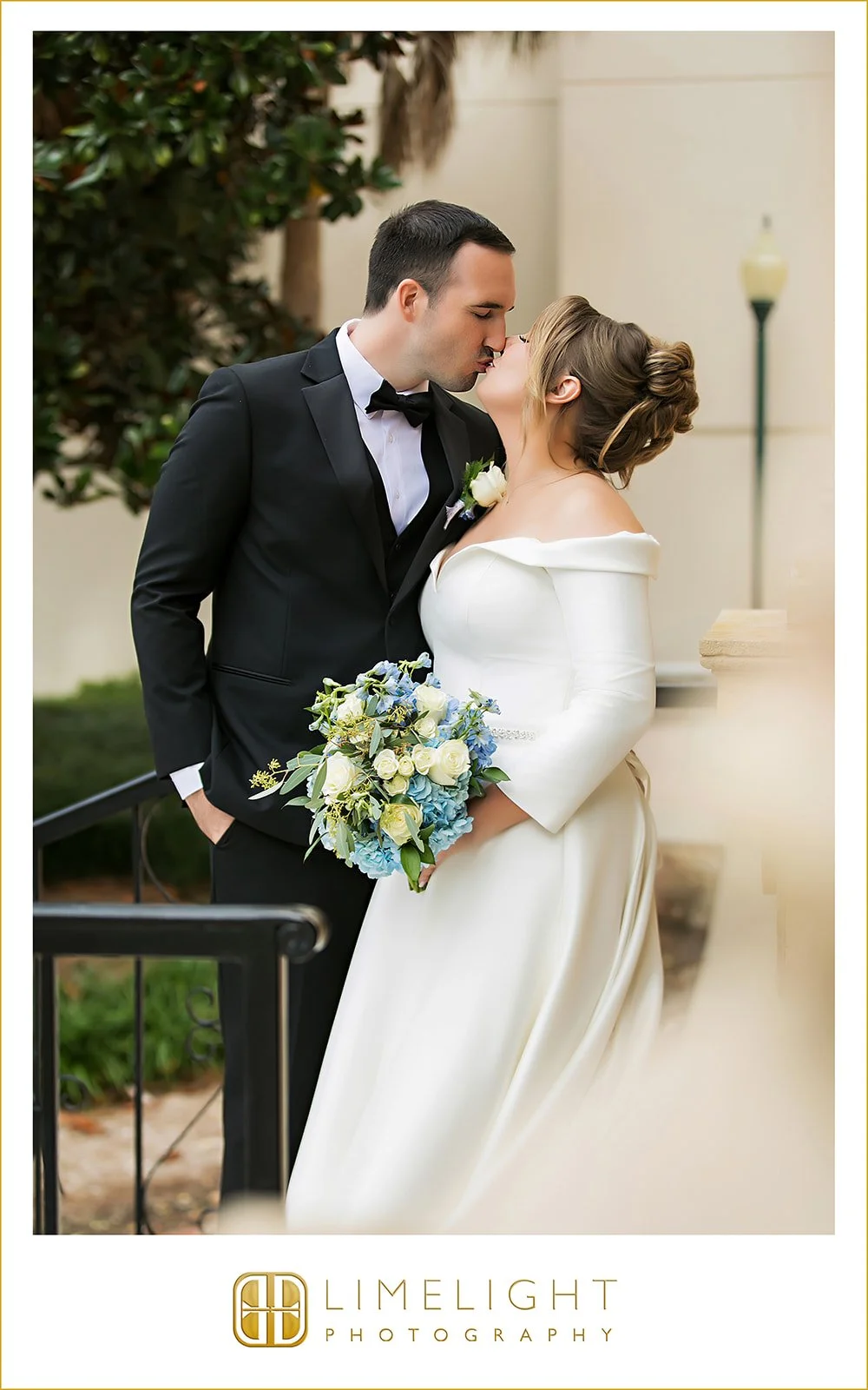 amanda-ryan-wedding-day-photography-lakewood-Ranch-and-sarasota-county-courthouse-florida40.jpg
