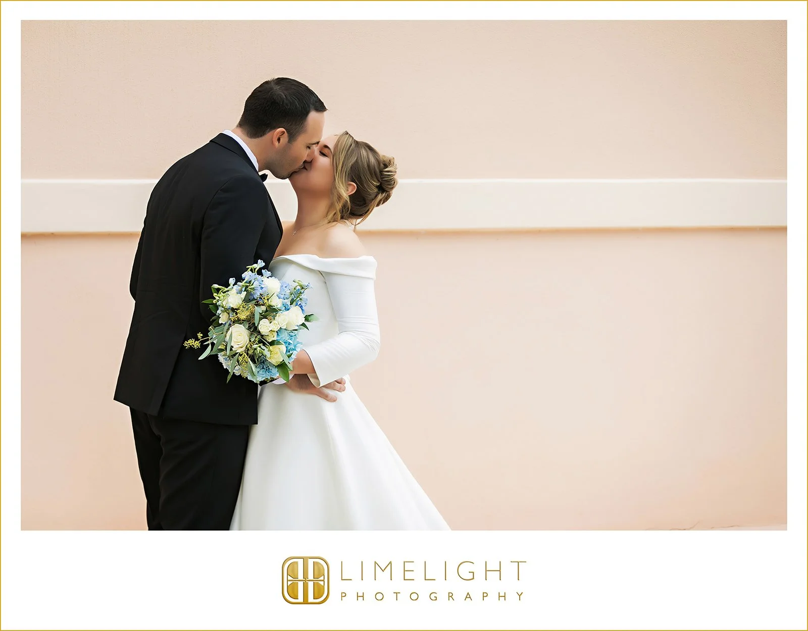 amanda-ryan-wedding-day-photography-lakewood-Ranch-and-sarasota-county-courthouse-florida44.jpg