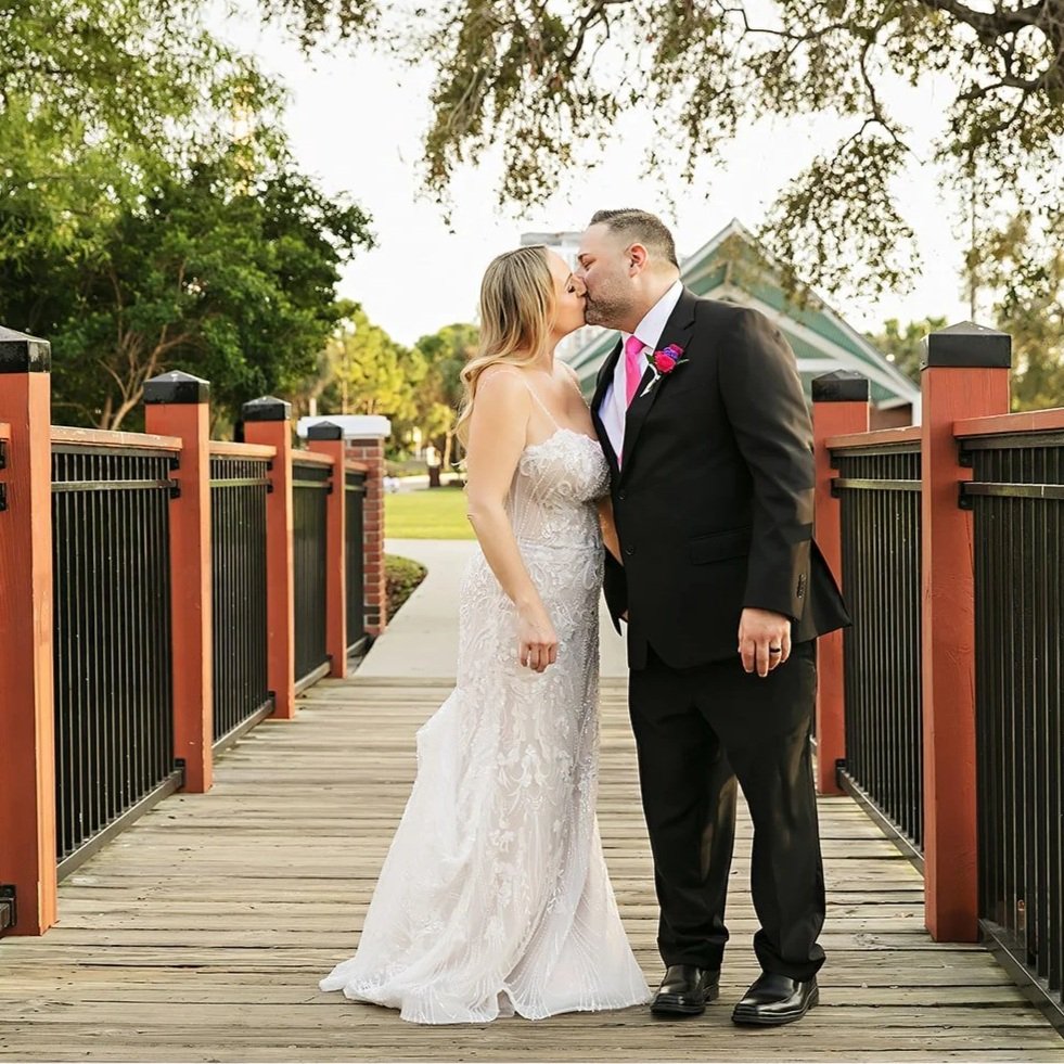 jennifer-darrell-armature-works-tampa-florida-wedding37.jpg