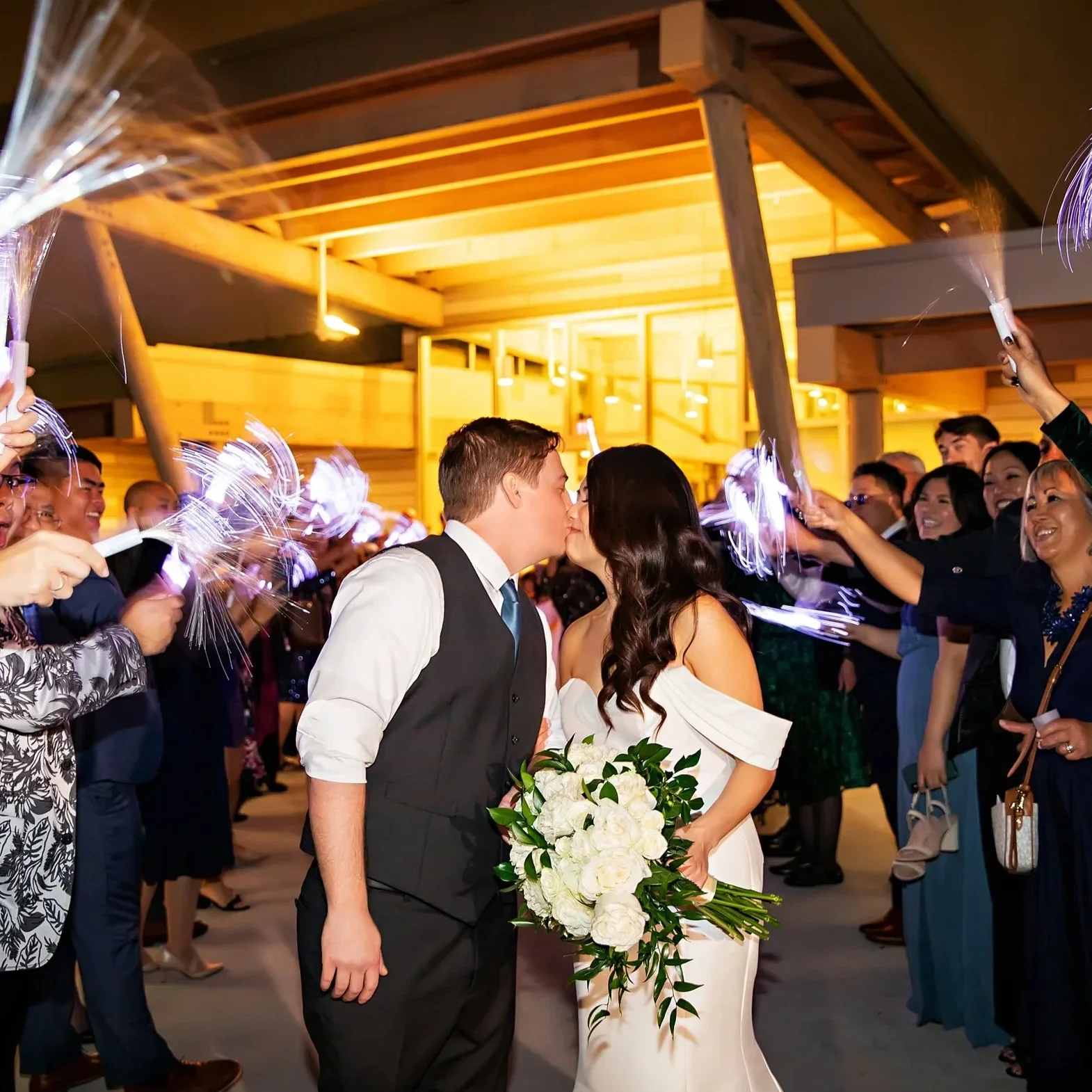 1.21.22AlyssaSison+JustinScheibAR-0761.webp