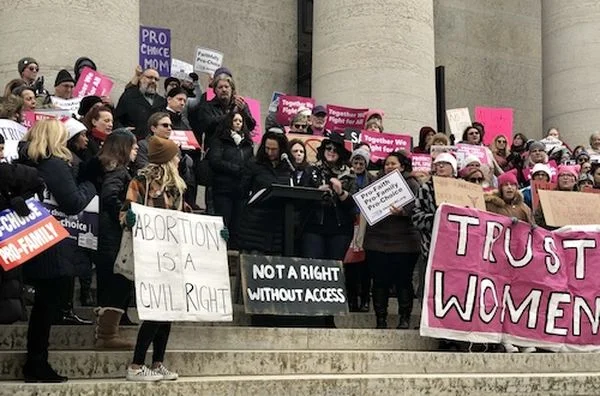 Jessica Shimberg Rally Photo.jpeg