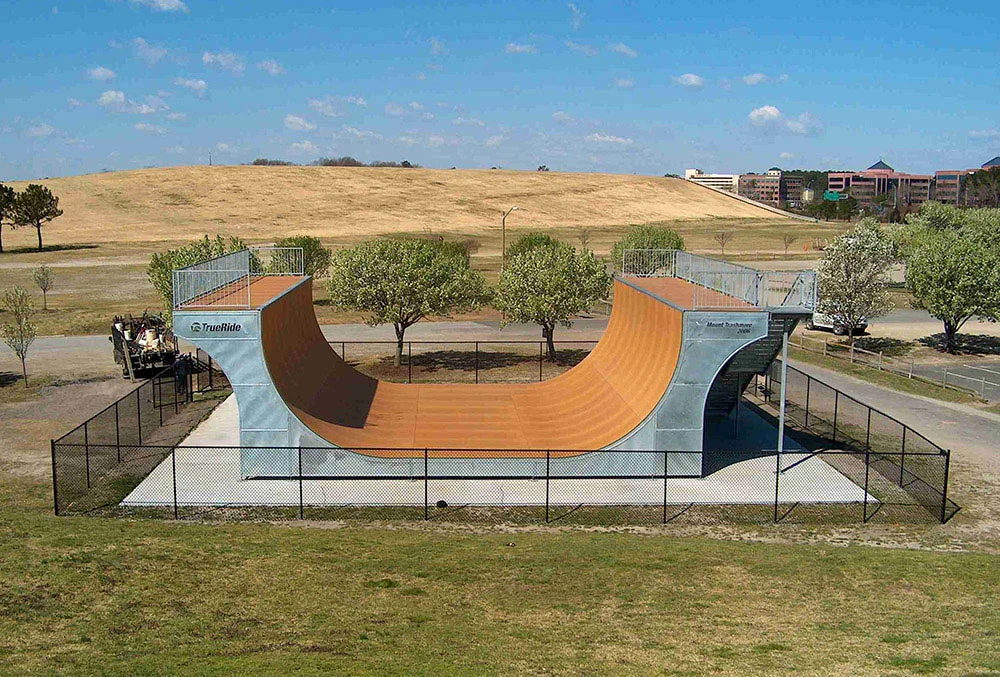 TrueRide skate ramp
