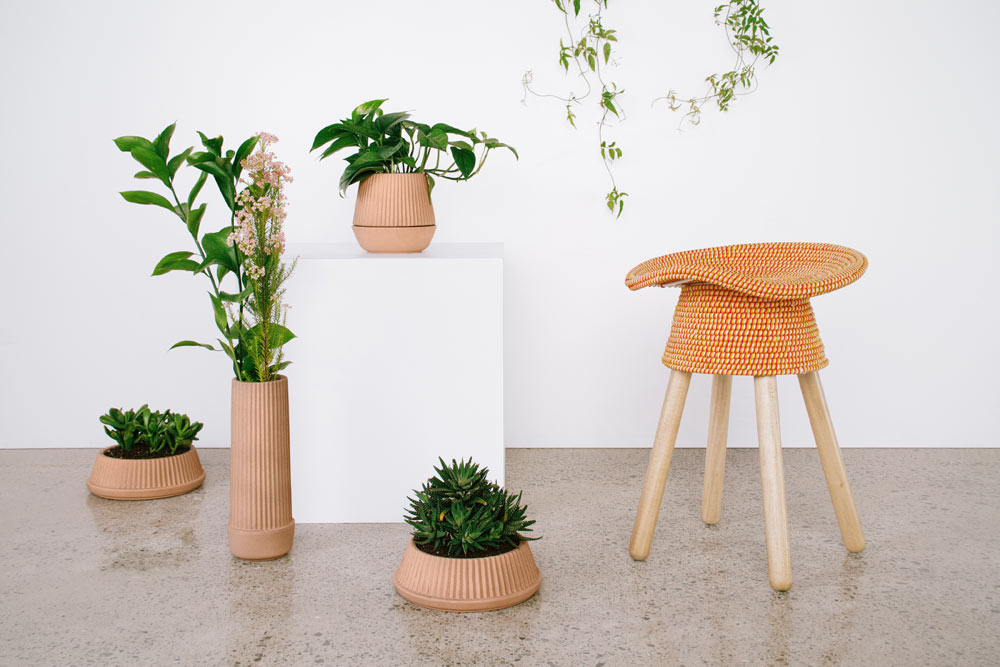 Stool for Umbra Shift