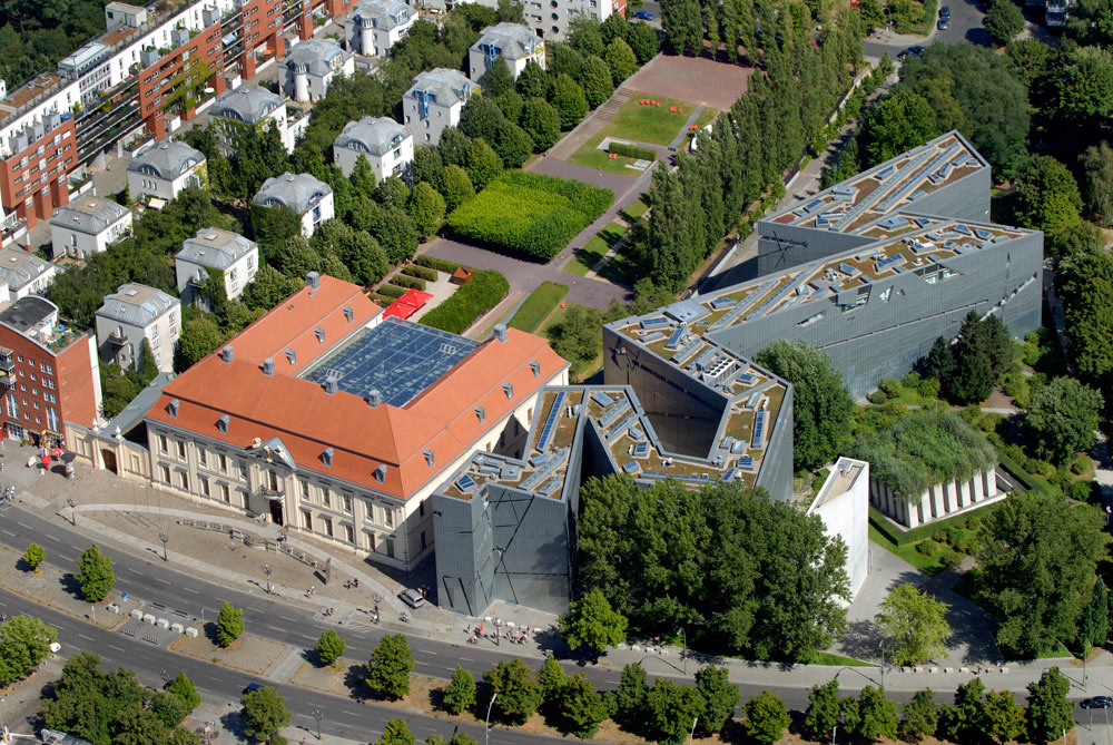 Jewish Museum in Berlin (aerial view). Photo © Guenter Schneider