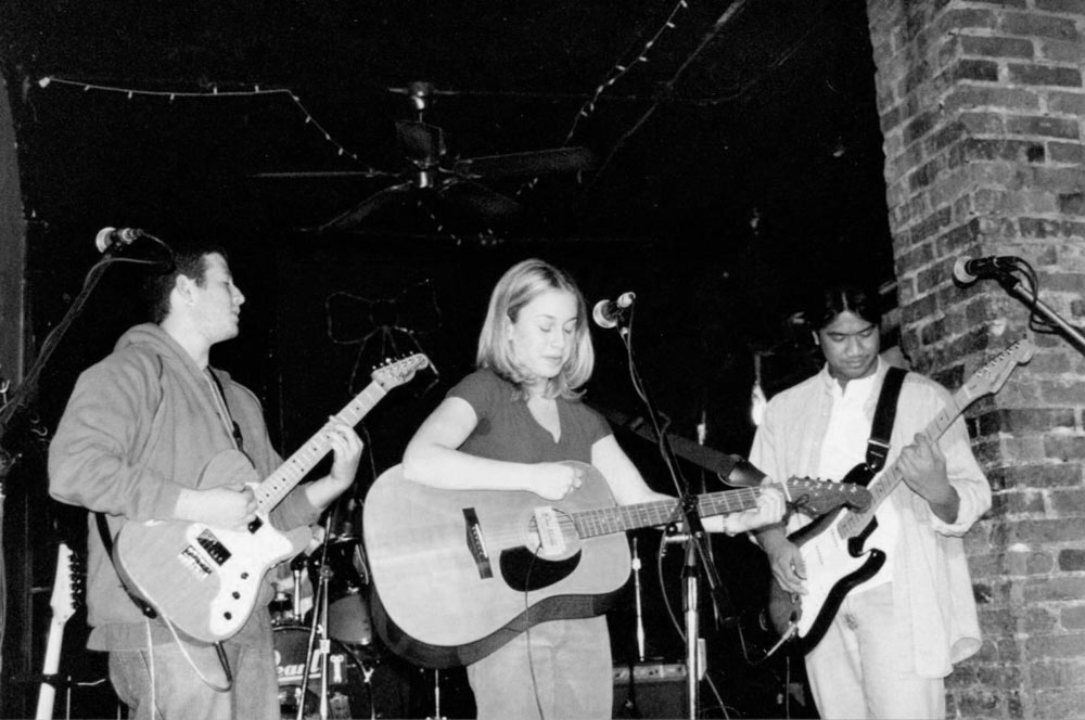 Footsteps live in 1998