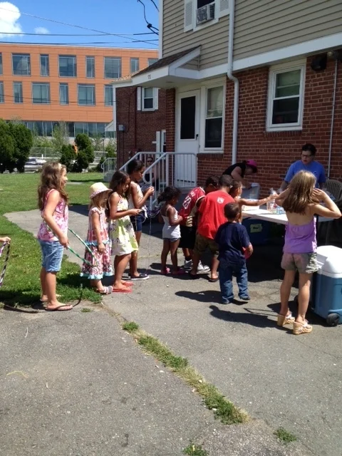 Salem Summer Meals Program/Programa de Comidas de Verano en Salem