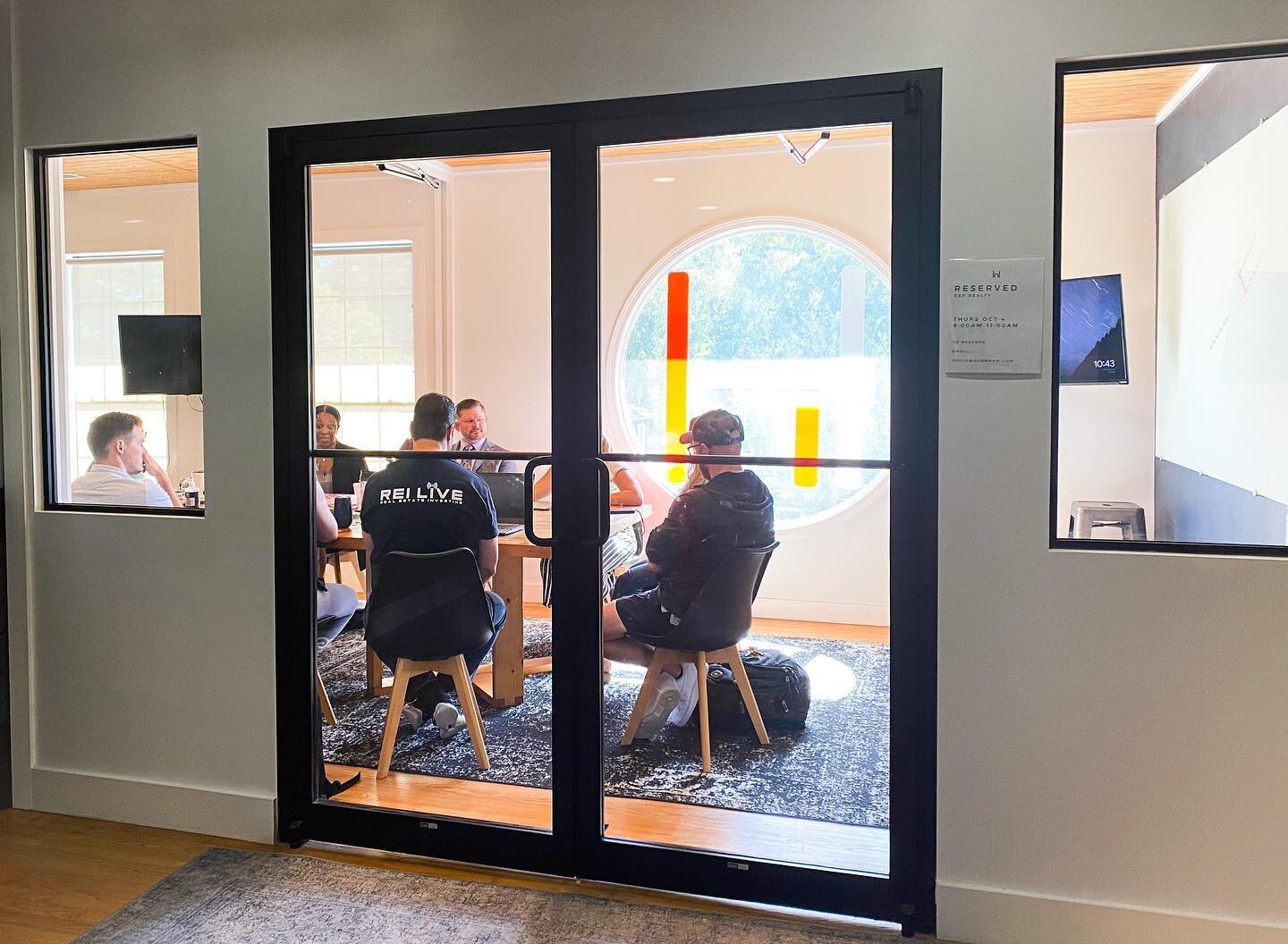 Looking for the perfect spot to meet with your team or clients?  Our large conference room is the place to be!  Chromecast screens, enormous whiteboards, Seeds Coffee service, and ample space give you everything you need to have a great and productiv