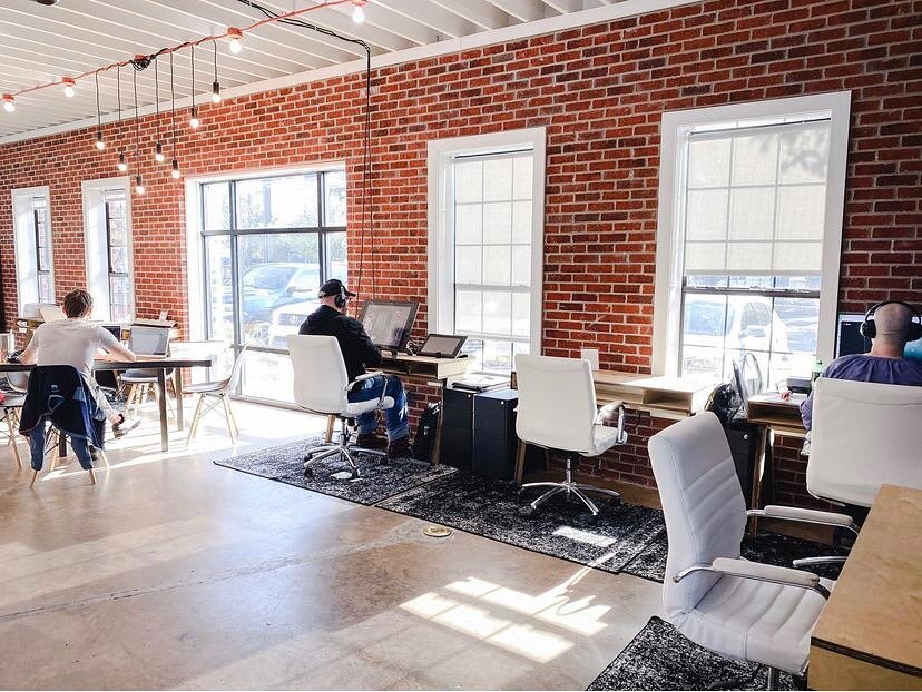 Ah, that light!  It&rsquo;s enough to make even the toughest work day better. ☀️One of these sunny spots could be yours. You still have one more week to take advantage of 50%  off your first month of coworking membership at The Hub too!  Winning! 🏆