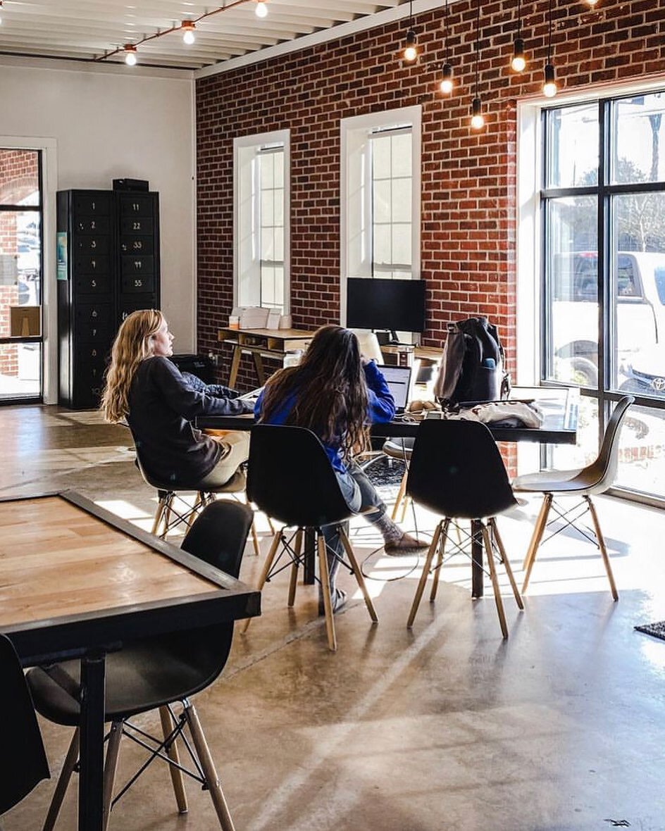 Finding productivity and community in a workspace? It&rsquo;s a reality at The Hub 👊 😎 We love that we are a smaller, community based coworking space and we think you will too. You&rsquo;ll never be lost in the crowd at The Hub, and most importantl