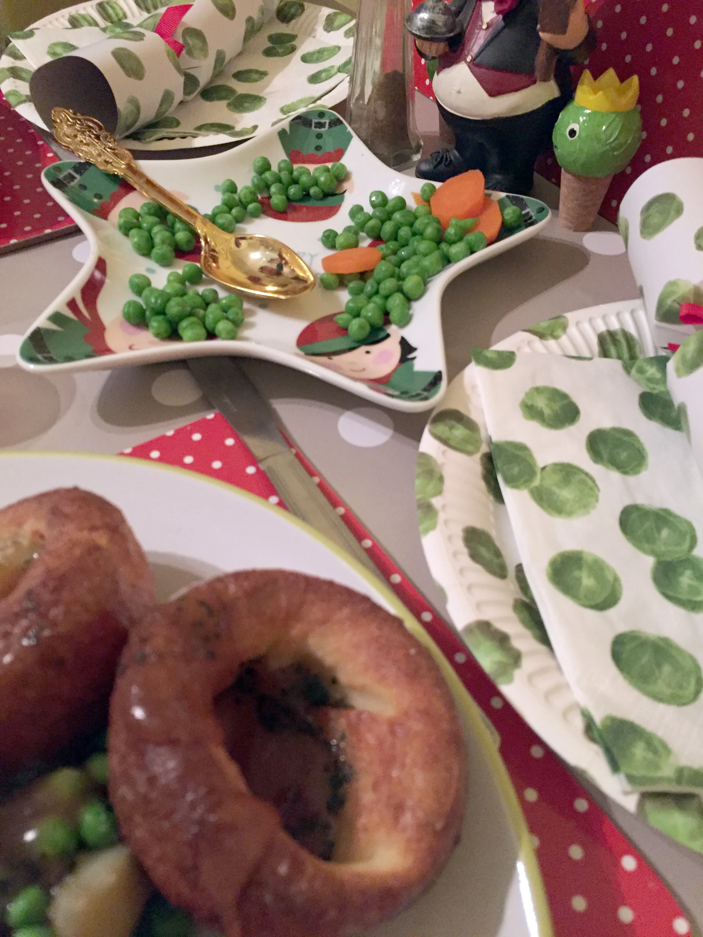 christmasdinner.jpg